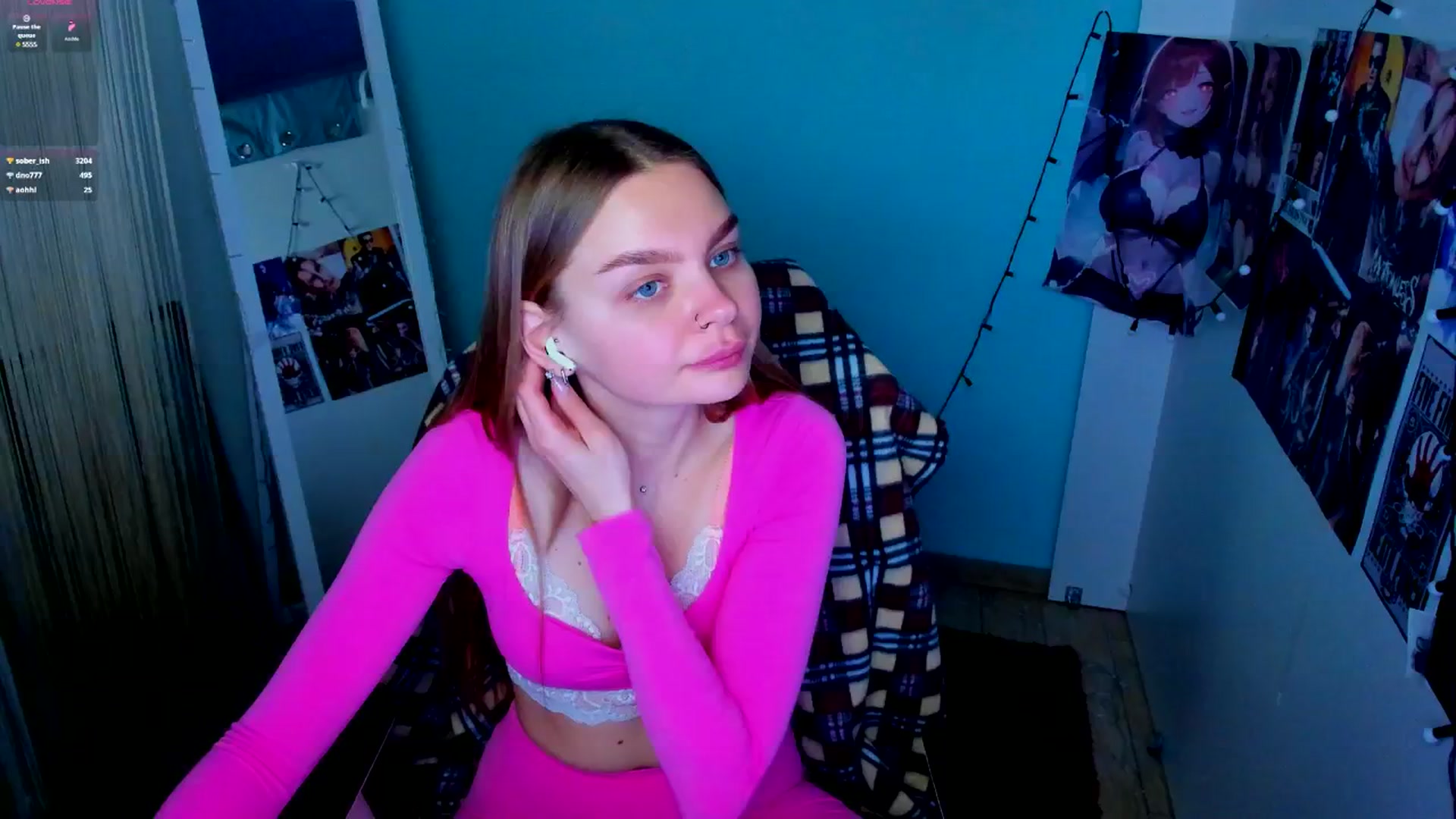 Gallery image thumbnail from Valery_Lovee's myfreecams stream on, 04/06/2025, 14:44 image 7 of 20
