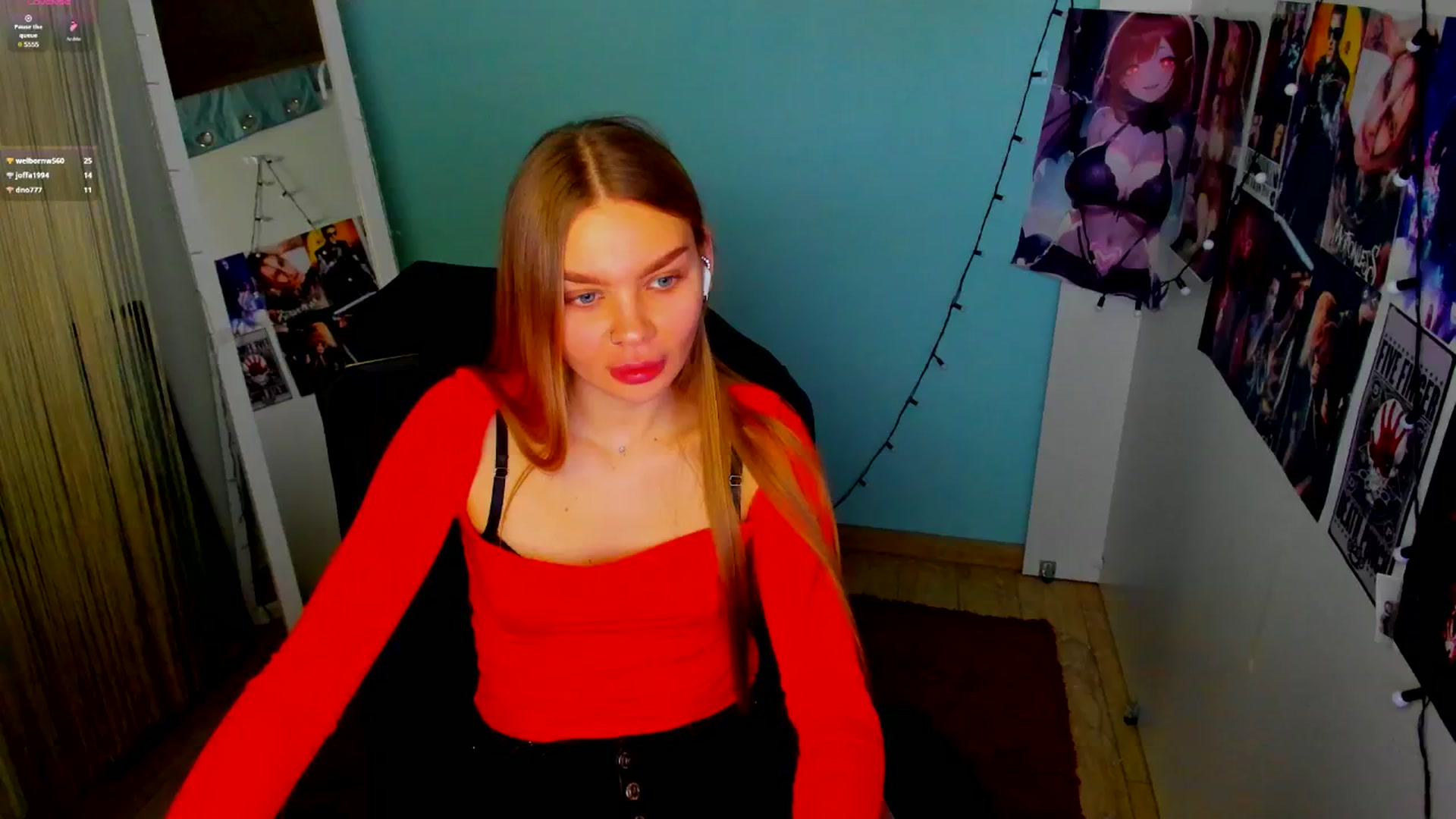 Gallery image thumbnail from Valery_Lovee's myfreecams stream on, 04/07/2025, 10:07 image 19 of 20