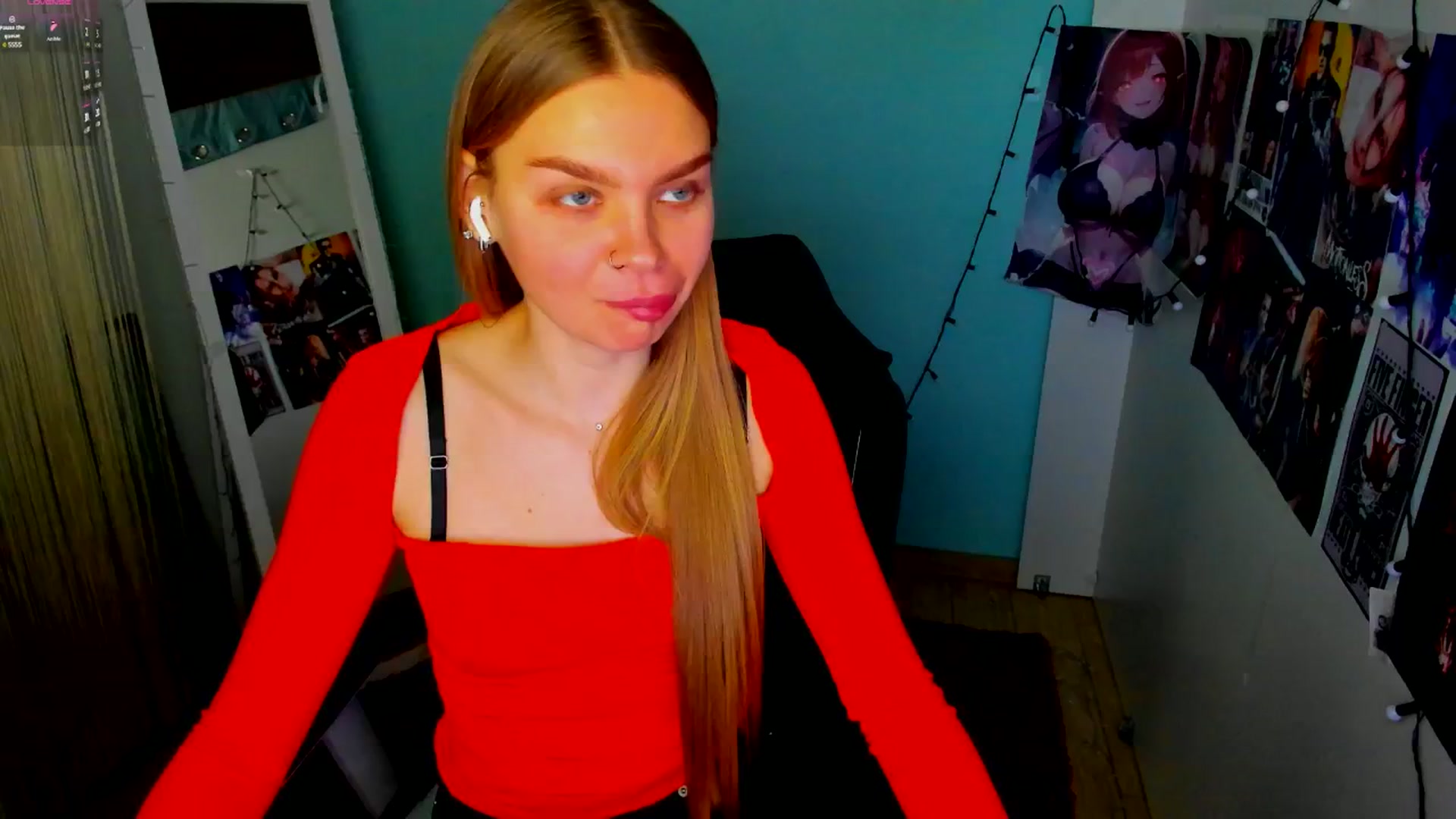 Gallery image thumbnail from Valery_Lovee's myfreecams stream on, 04/07/2025, 11:27 image 13 of 20