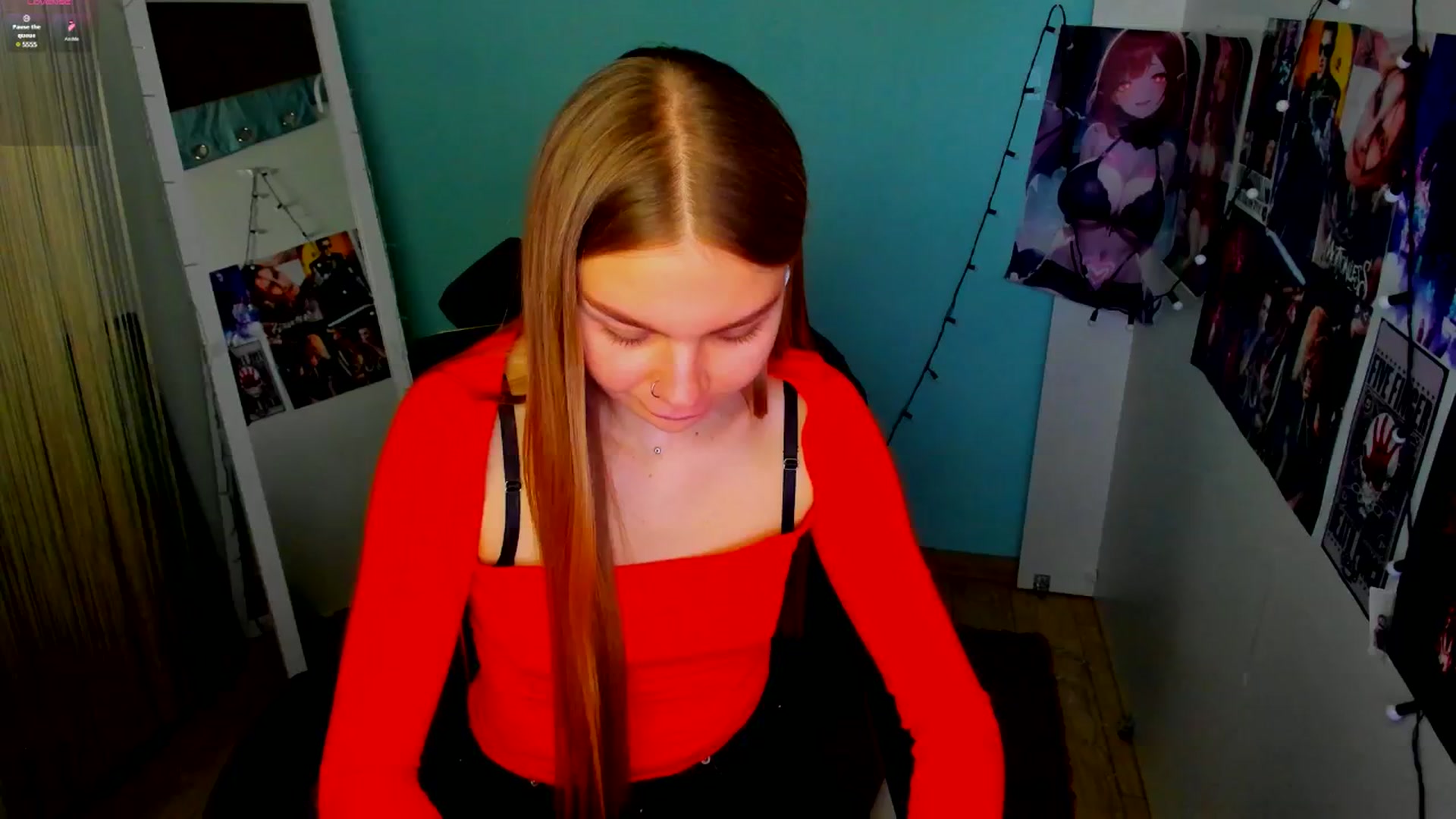 Gallery image thumbnail from Valery_Lovee's myfreecams stream on, 04/07/2025, 11:27 image 1 of 20