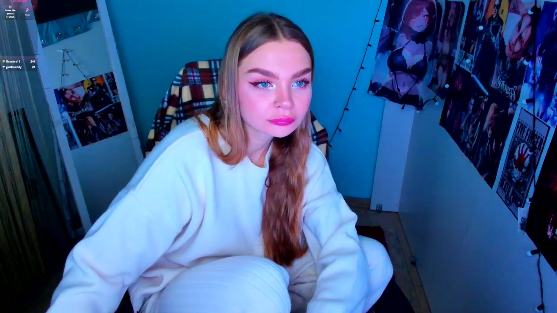 Gallery image thumbnail from Valery_Lovee's myfreecams stream on, 04/08/2025, 07:42 image 18 of 20