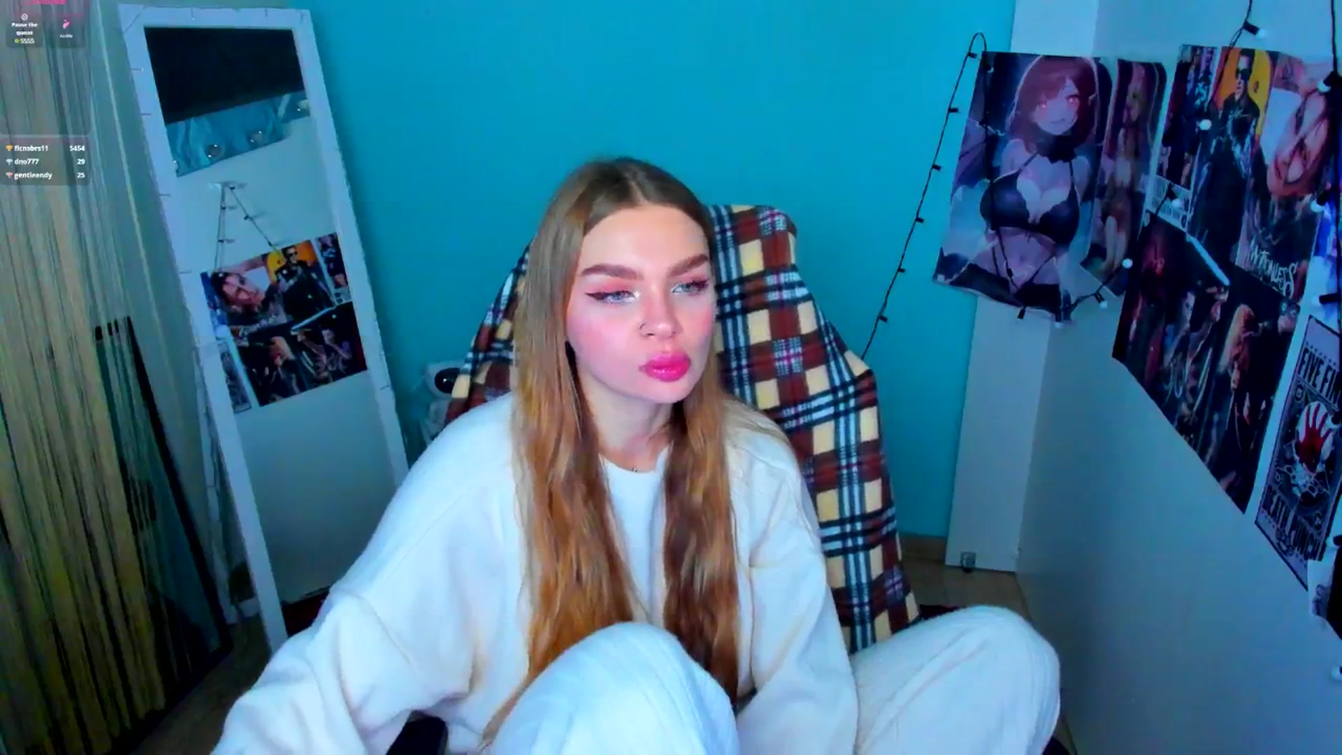 Gallery image thumbnail from Valery_Lovee's myfreecams stream on, 04/08/2025, 10:10 image 9 of 20