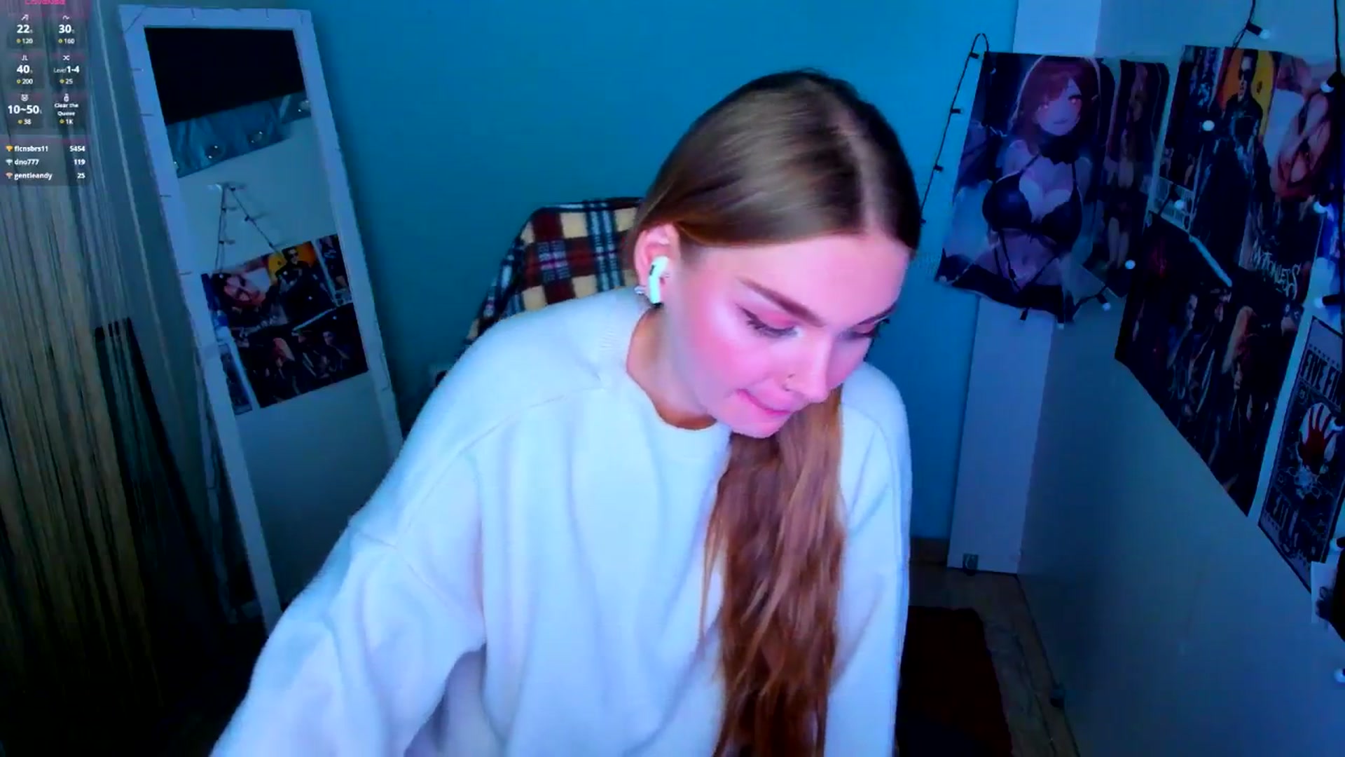Gallery image thumbnail from Valery_Lovee's myfreecams stream on, 04/08/2025, 11:35 image 9 of 20
