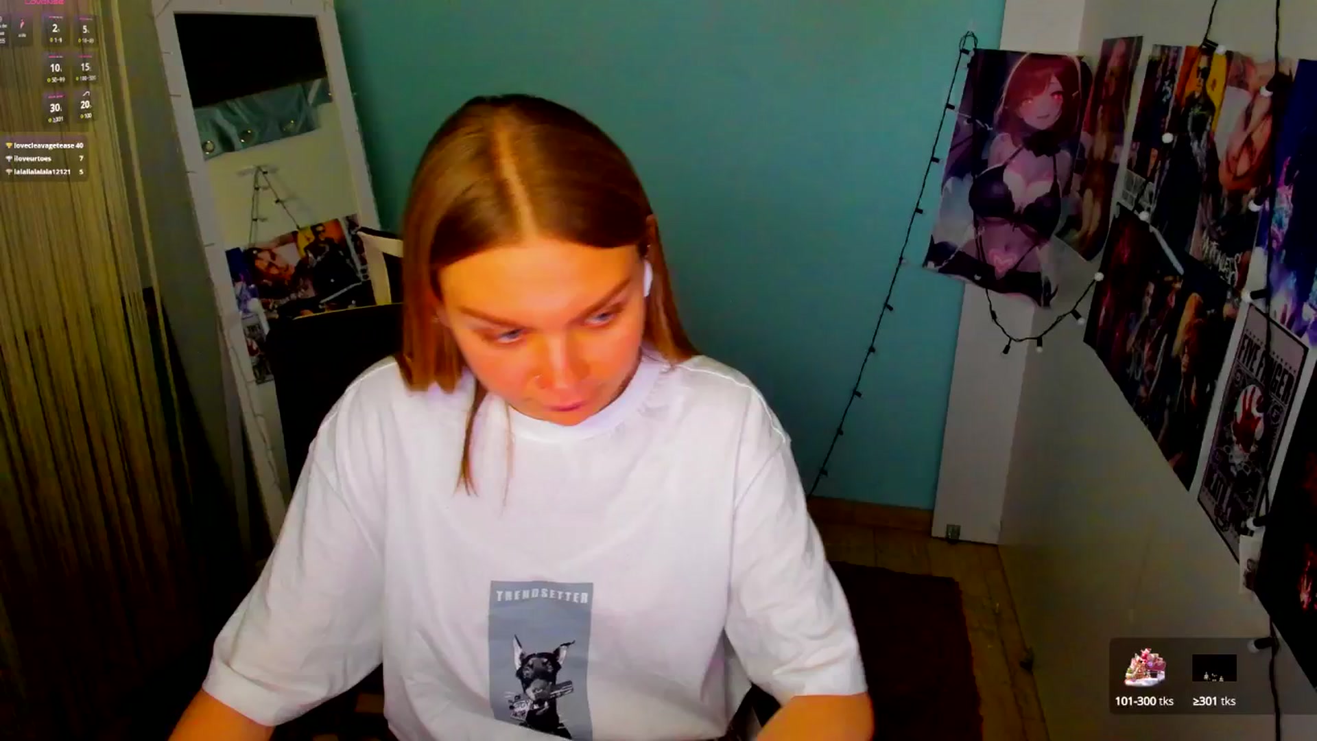 Gallery image thumbnail from Valery_Lovee's myfreecams stream on, 04/19/2025, 10:36 image 17 of 20