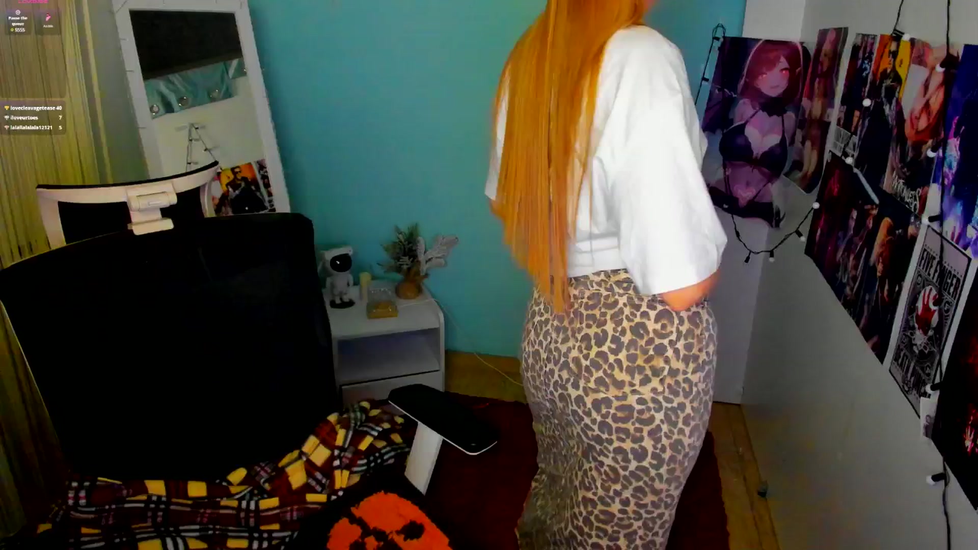 Gallery image thumbnail from Valery_Lovee's myfreecams stream on, 04/19/2025, 10:36 image 12 of 20