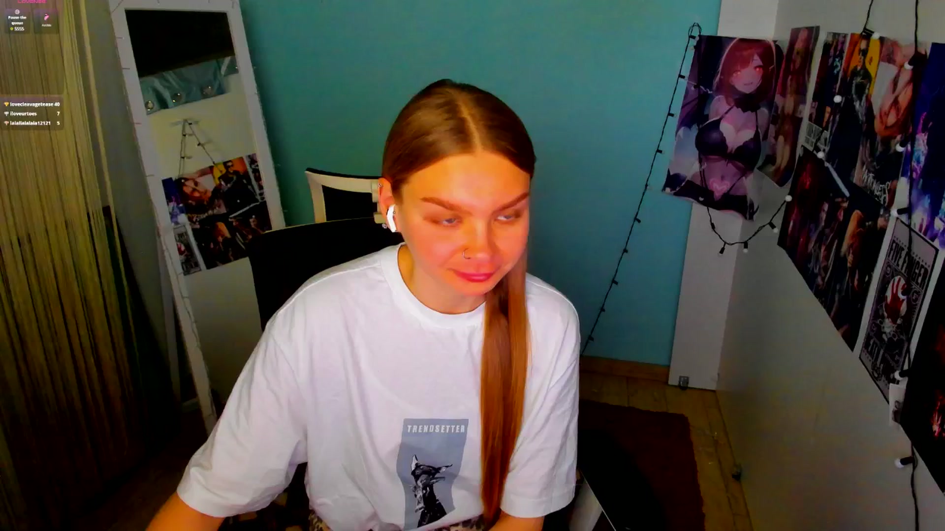 Gallery image thumbnail from Valery_Lovee's myfreecams stream on, 04/19/2025, 10:36 image 7 of 20