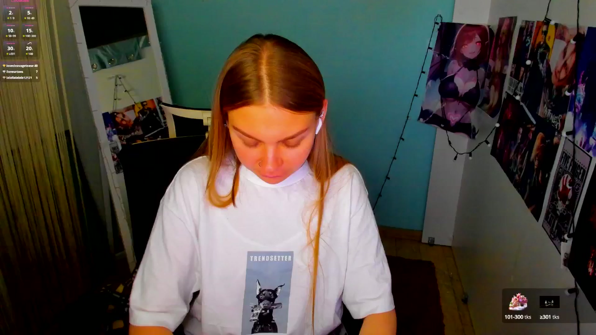 Gallery image thumbnail from Valery_Lovee's myfreecams stream on, 04/19/2025, 10:36 image 15 of 20