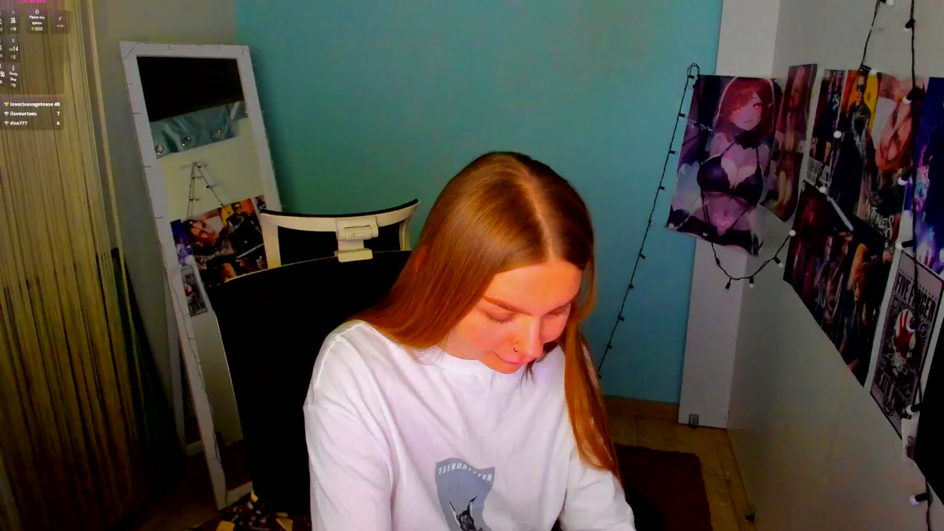 Gallery image thumbnail from Valery_Lovee's myfreecams stream on, 04/19/2025, 11:43 image 6 of 20