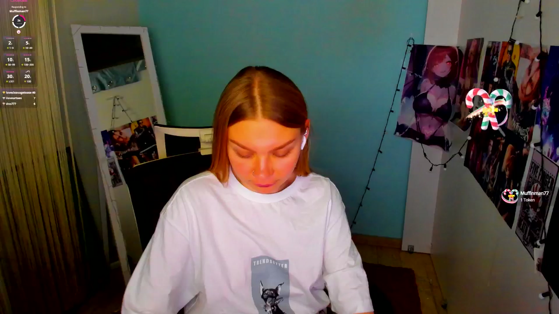 Gallery image thumbnail from Valery_Lovee's myfreecams stream on, 04/19/2025, 11:43 image 2 of 20