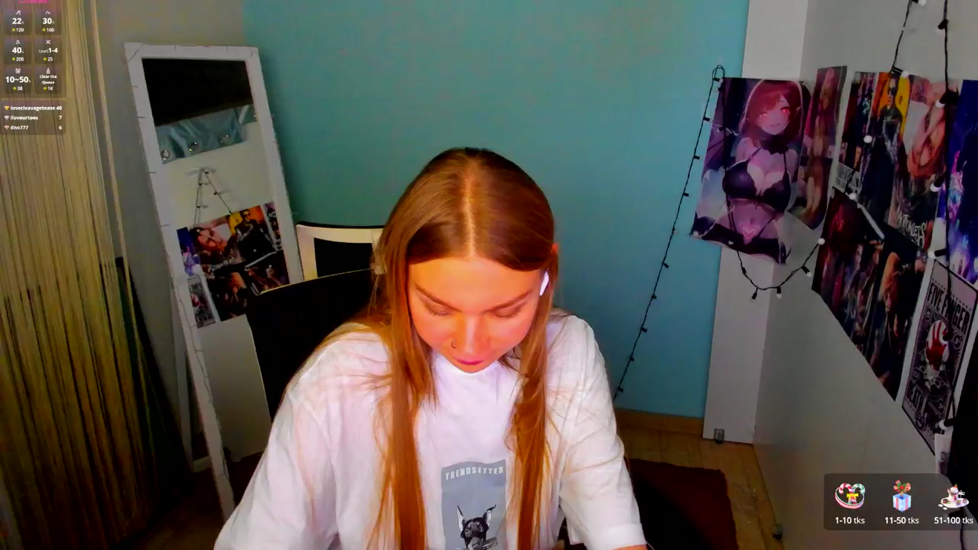 Gallery image thumbnail from Valery_Lovee's myfreecams stream on, 04/19/2025, 11:43 image 12 of 20