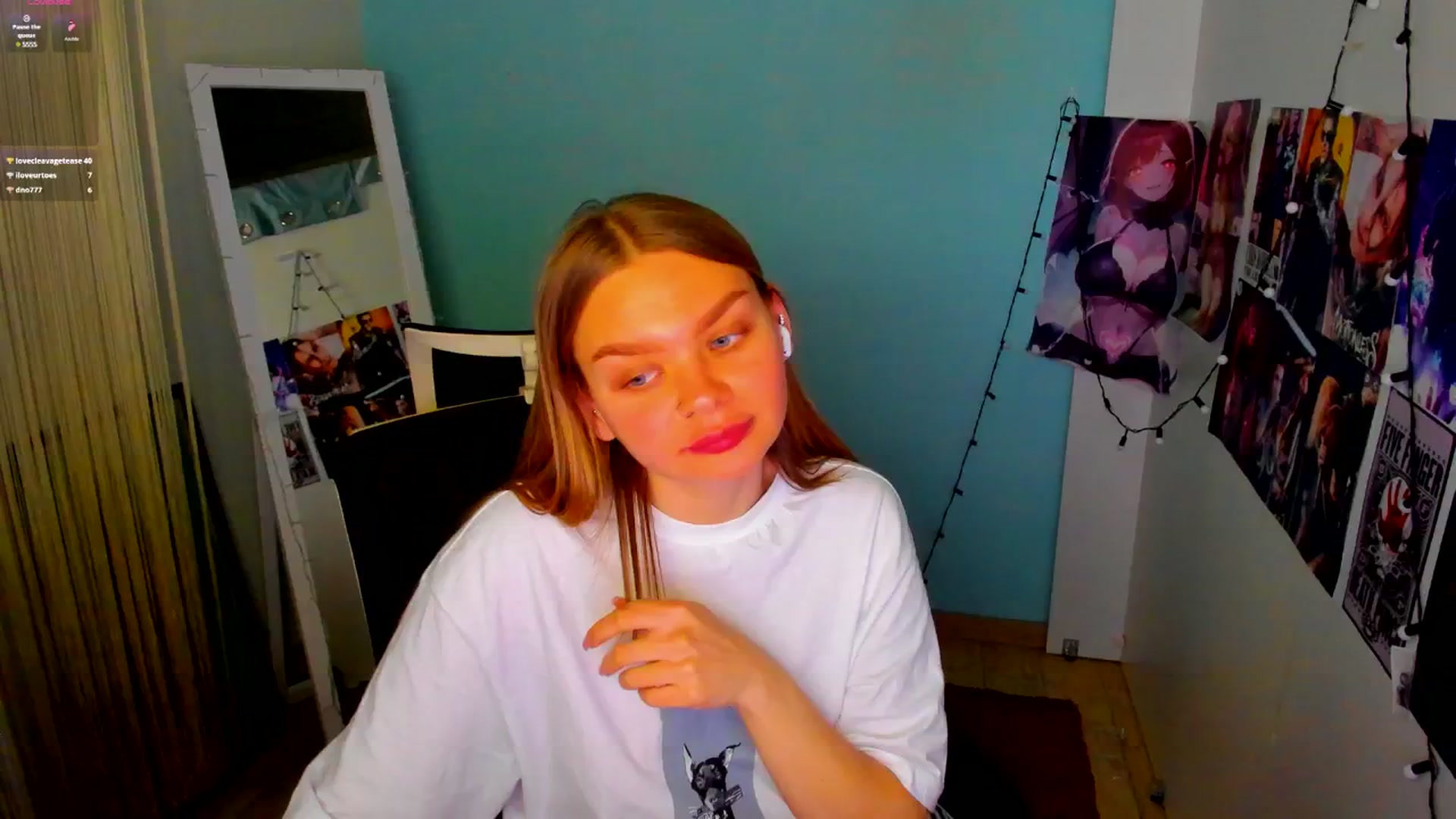 Gallery image thumbnail from Valery_Lovee's myfreecams stream on, 04/19/2025, 11:43 image 1 of 20
