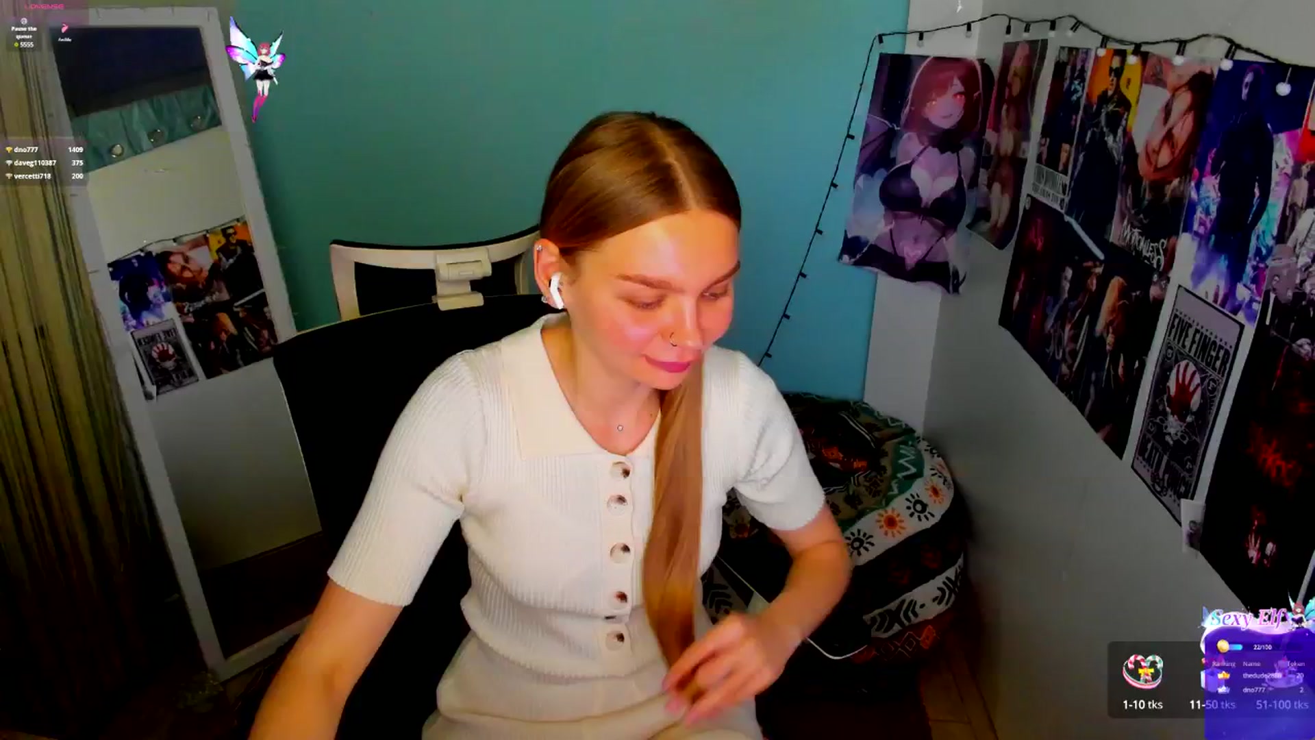 Gallery image thumbnail from Valery_Lovee's myfreecams stream on, 04/25/2025, 11:35 image 17 of 20
