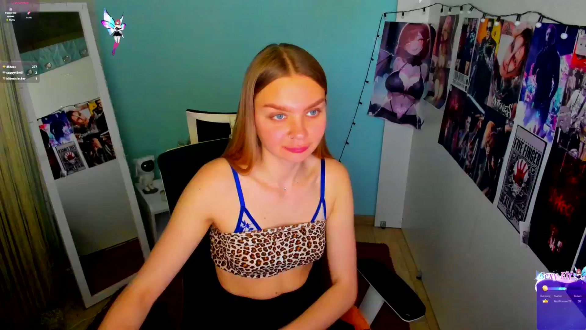 Gallery image thumbnail from Valery_Lovee's myfreecams stream on, 04/28/2025, 11:25 image 9 of 20