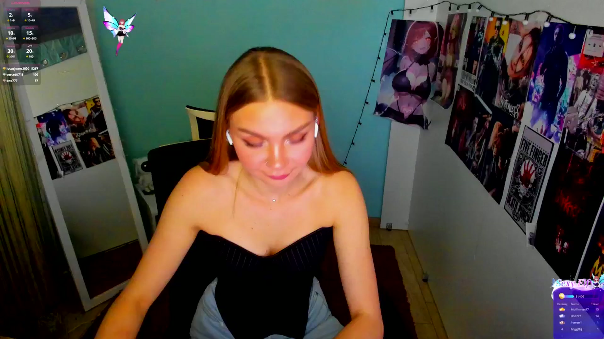 Gallery image thumbnail from Valery_Lovee's myfreecams stream on, 04/29/2025, 11:10 image 16 of 20