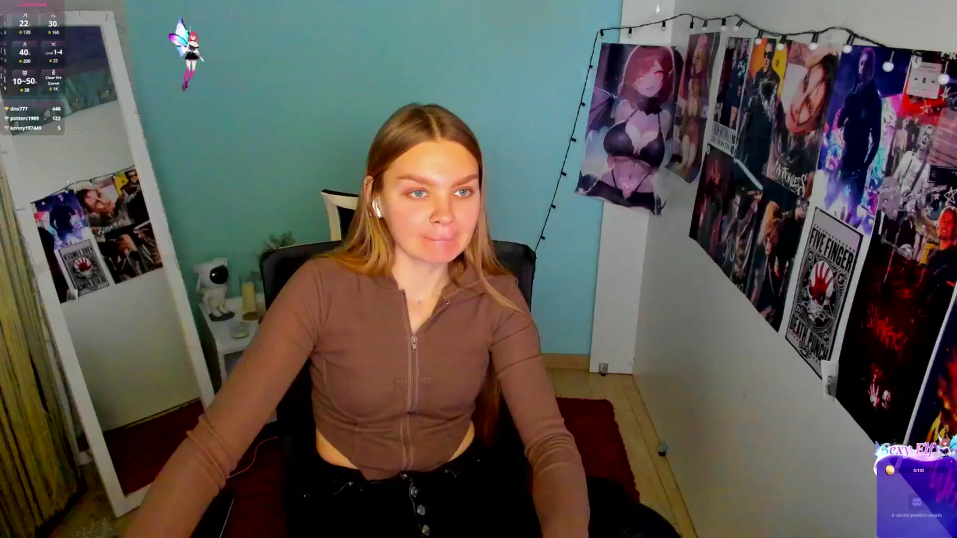 Gallery image thumbnail from Valery_Lovee's myfreecams stream on, 05/05/2025, 11:18 image 10 of 20