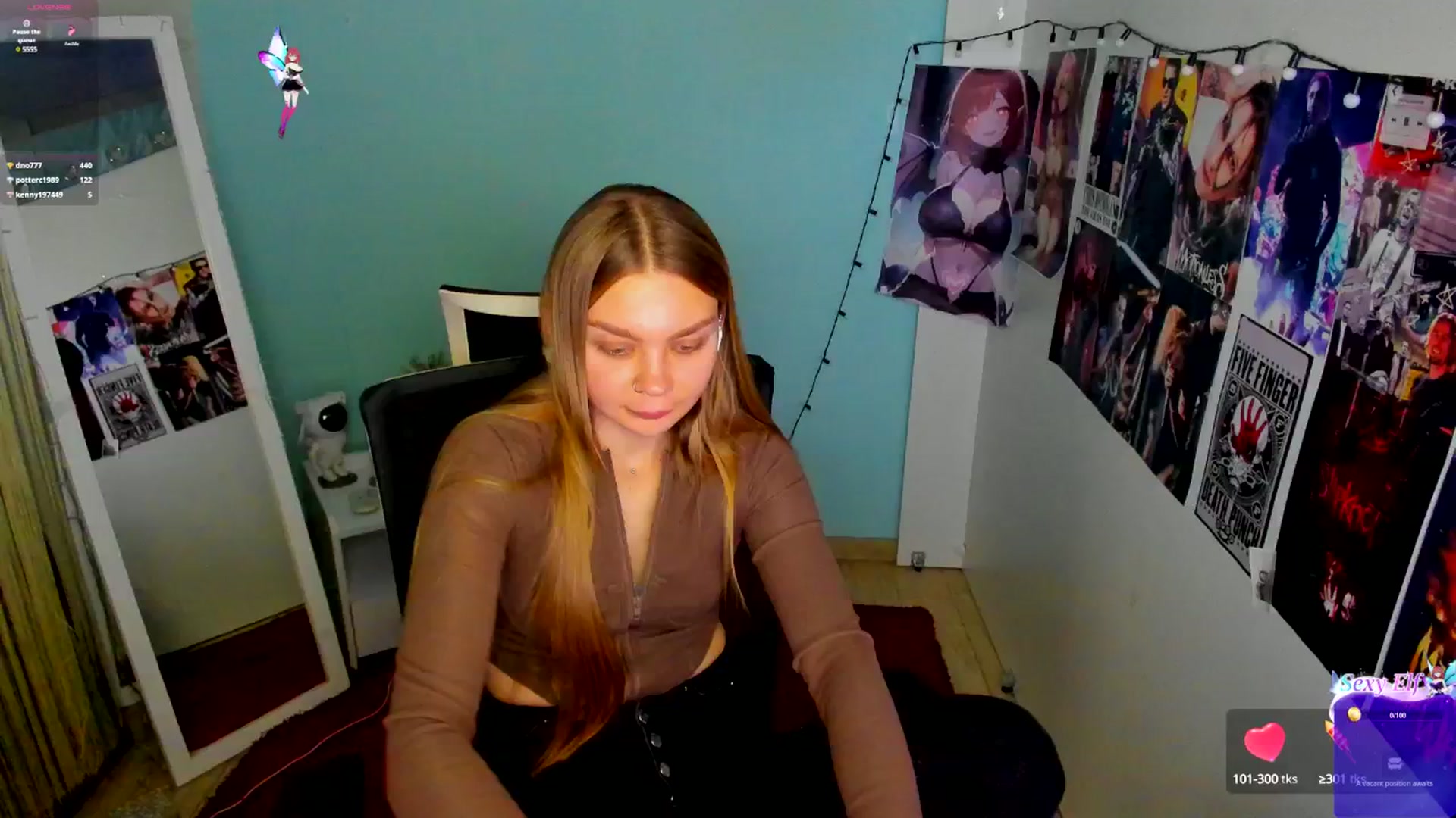 Gallery image thumbnail from Valery_Lovee's myfreecams stream on, 05/05/2025, 11:18 image 19 of 20