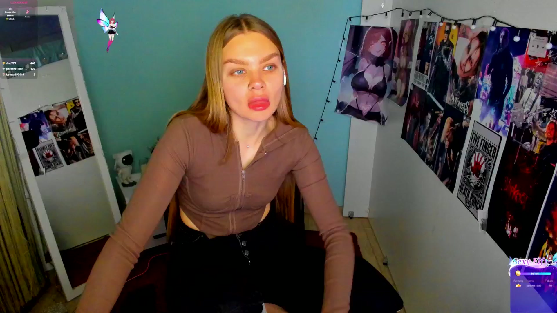 Gallery image thumbnail from Valery_Lovee's myfreecams stream on, 05/05/2025, 11:18 image 6 of 20