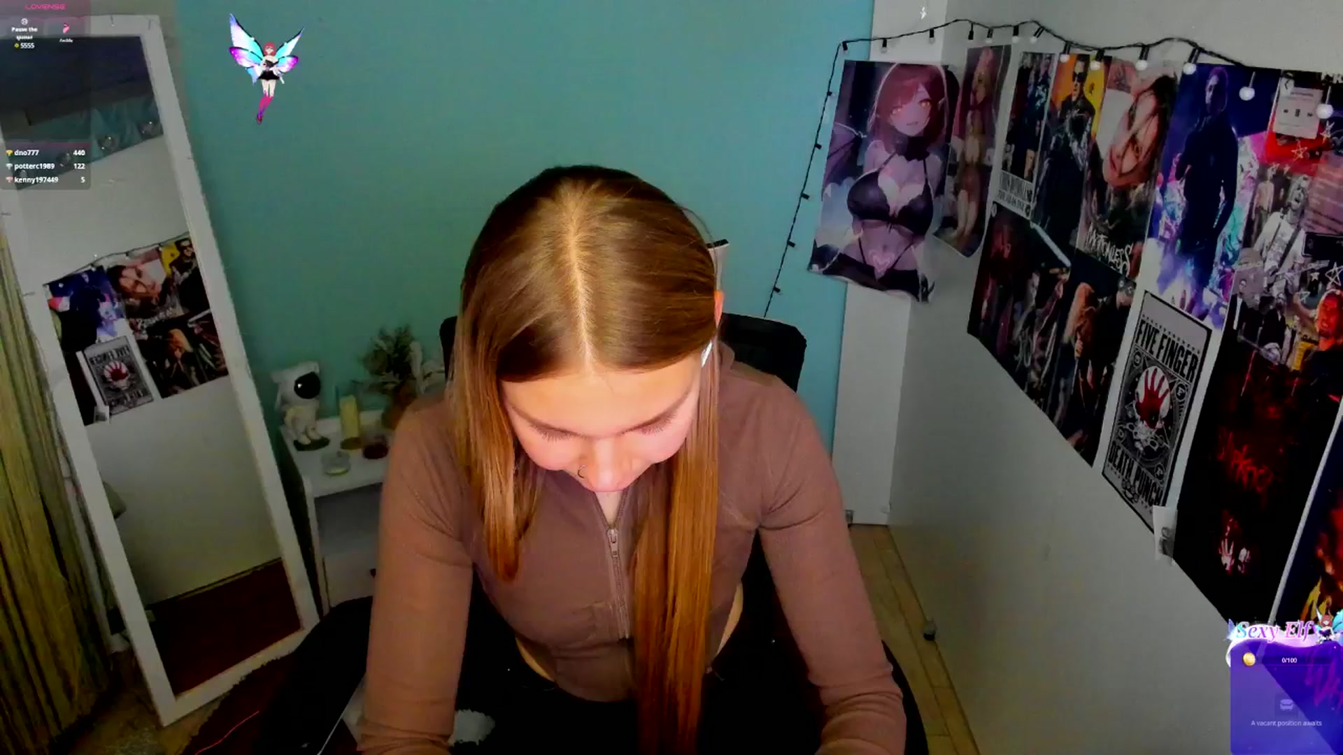 Gallery image thumbnail from Valery_Lovee's myfreecams stream on, 05/05/2025, 11:18 image 17 of 20