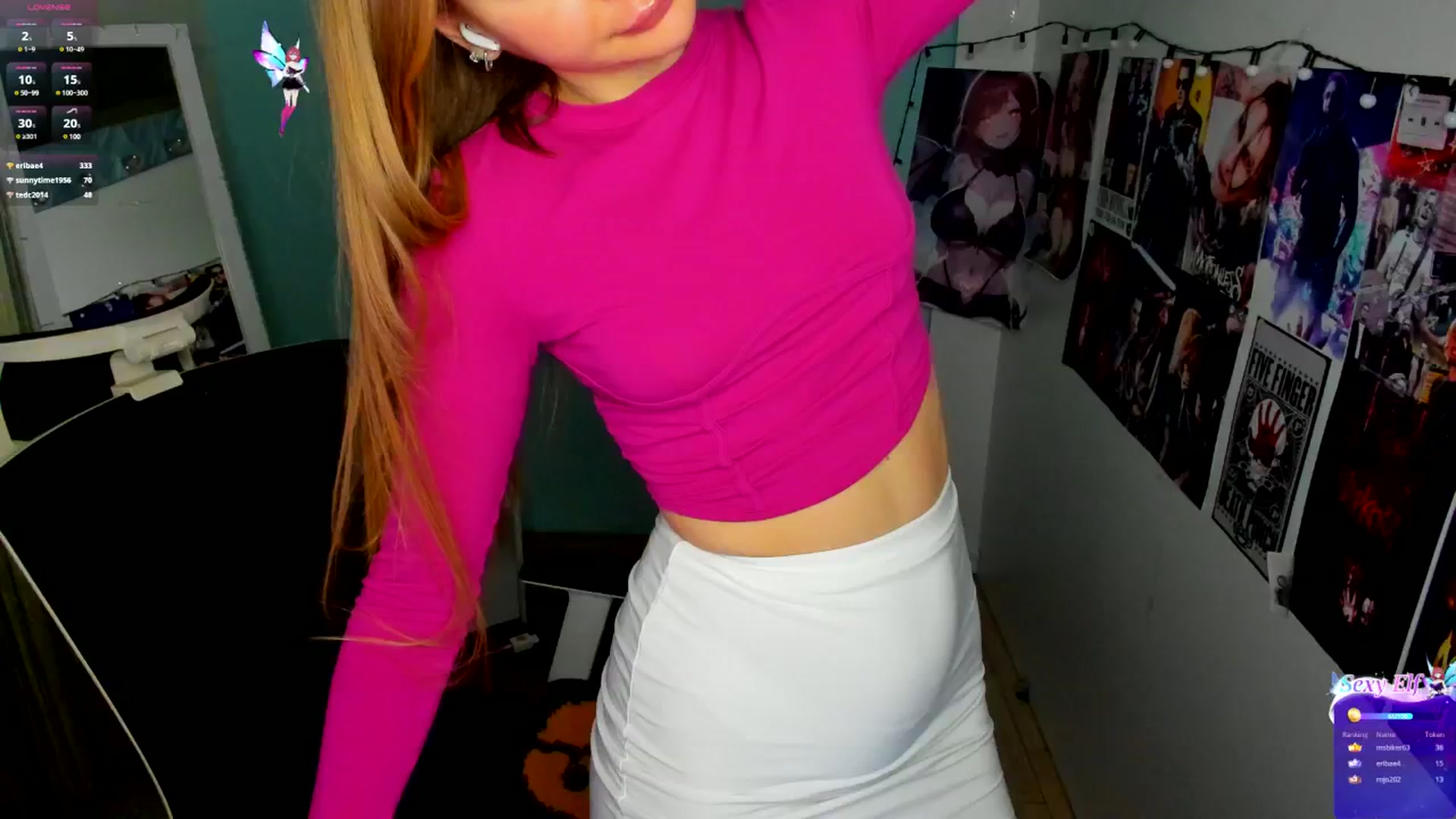 Gallery image thumbnail from Valery_Lovee's myfreecams stream on, 05/08/2025, 10:50 image 14 of 20