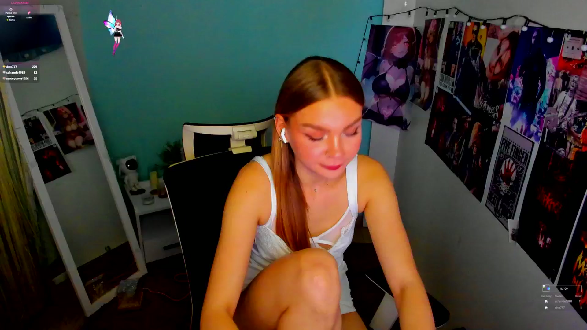 Gallery image thumbnail from Valery_Lovee's myfreecams stream on, 05/13/2025, 09:10 image 10 of 20