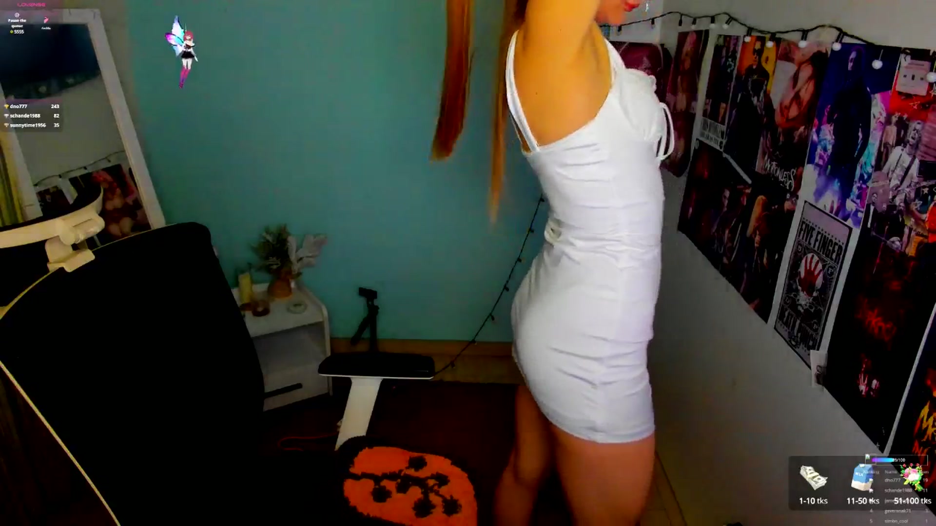 Gallery image thumbnail from Valery_Lovee's myfreecams stream on, 05/13/2025, 11:12 image 18 of 20