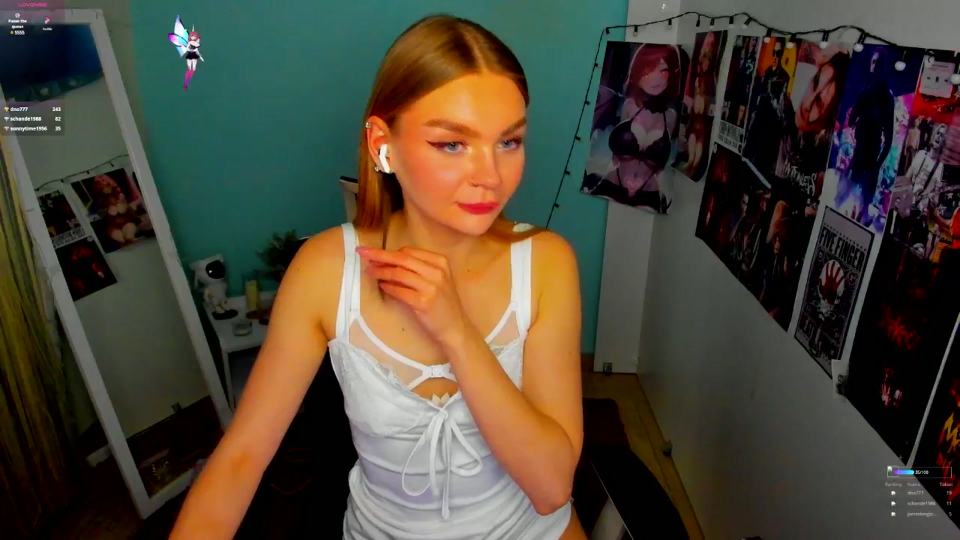 Gallery image thumbnail from Valery_Lovee's myfreecams stream on, 05/13/2025, 11:12 image 8 of 20