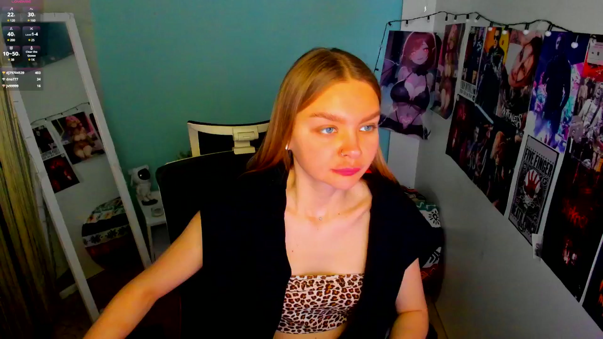 Gallery image thumbnail from Valery_Lovee's myfreecams stream on, 05/16/2025, 09:28 image 10 of 20