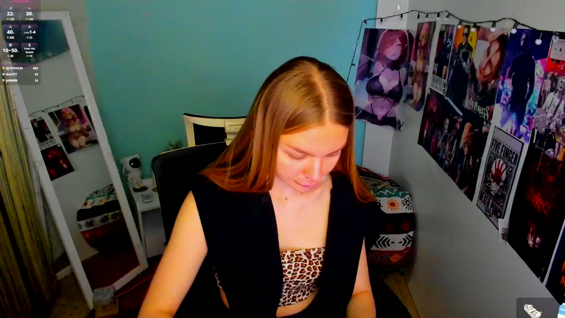 Gallery image thumbnail from Valery_Lovee's myfreecams stream on, 05/16/2025, 09:28 image 13 of 20