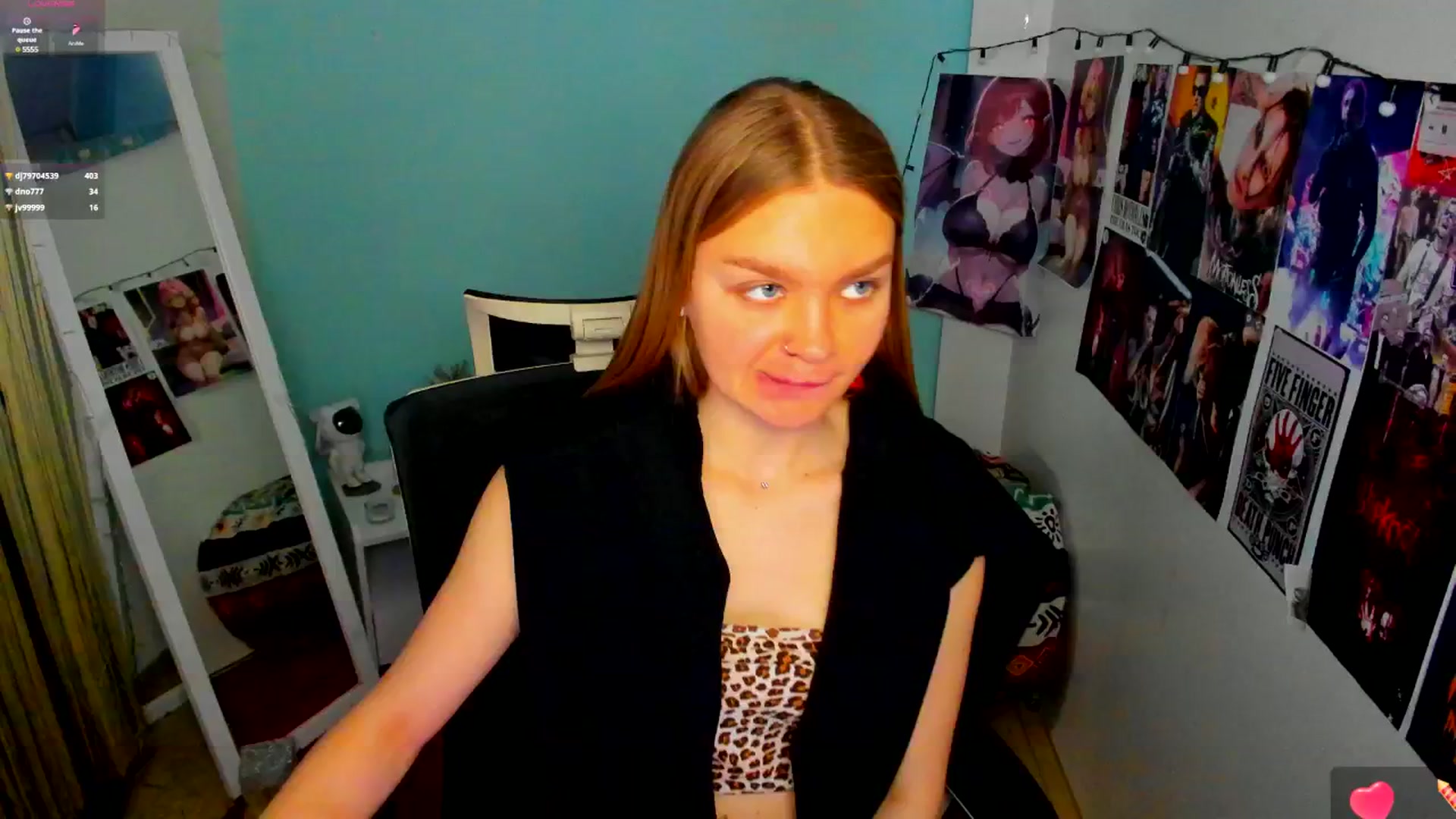 Gallery image thumbnail from Valery_Lovee's myfreecams stream on, 05/16/2025, 09:28 image 11 of 20