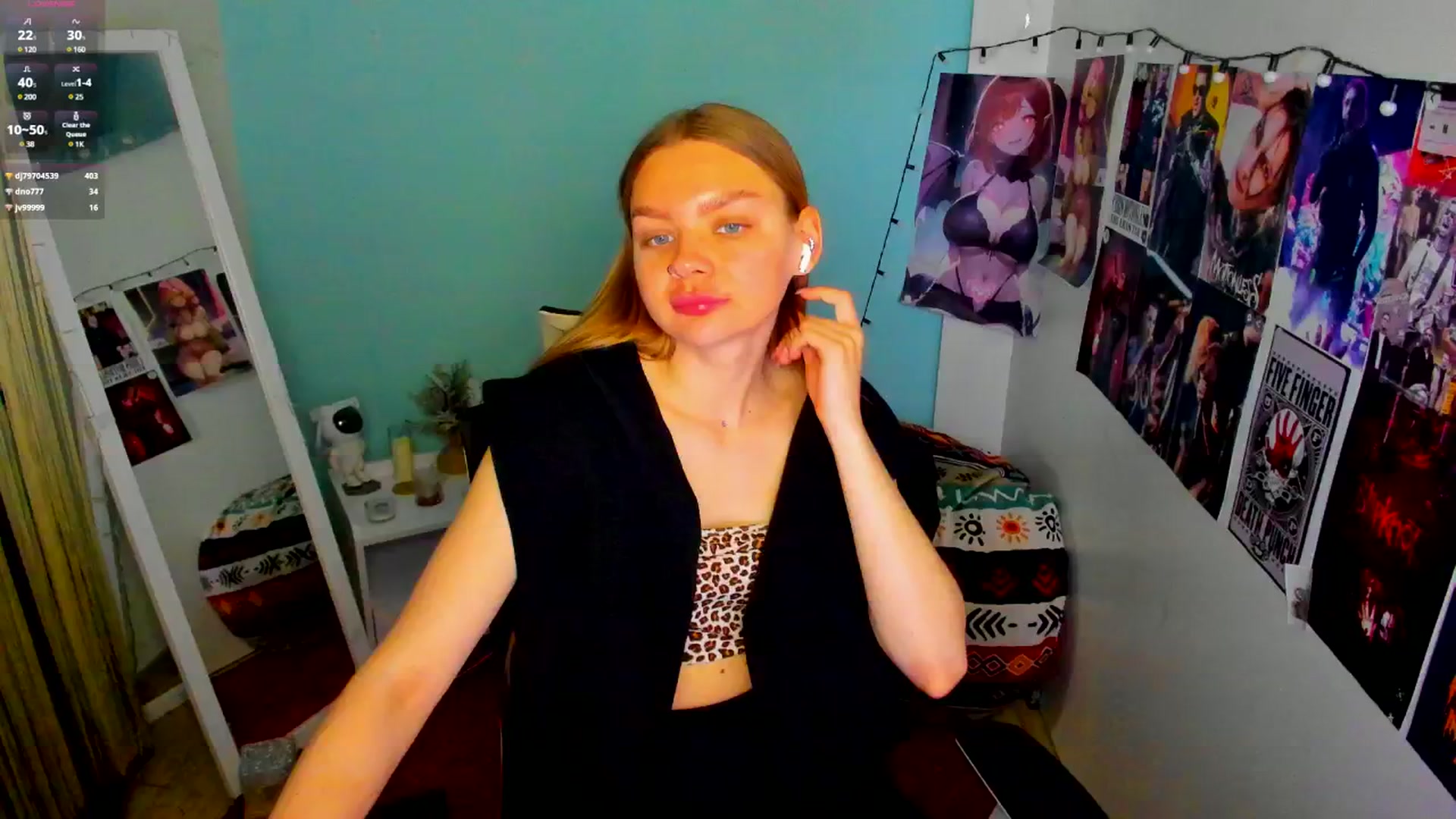 Gallery image thumbnail from Valery_Lovee's myfreecams stream on, 05/16/2025, 09:28 image 5 of 20