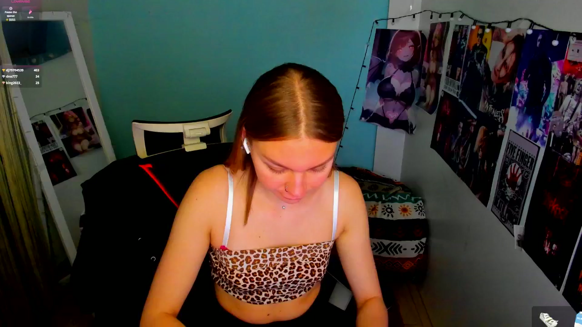 Gallery image thumbnail from Valery_Lovee's myfreecams stream on, 05/16/2025, 11:32 image 5 of 20