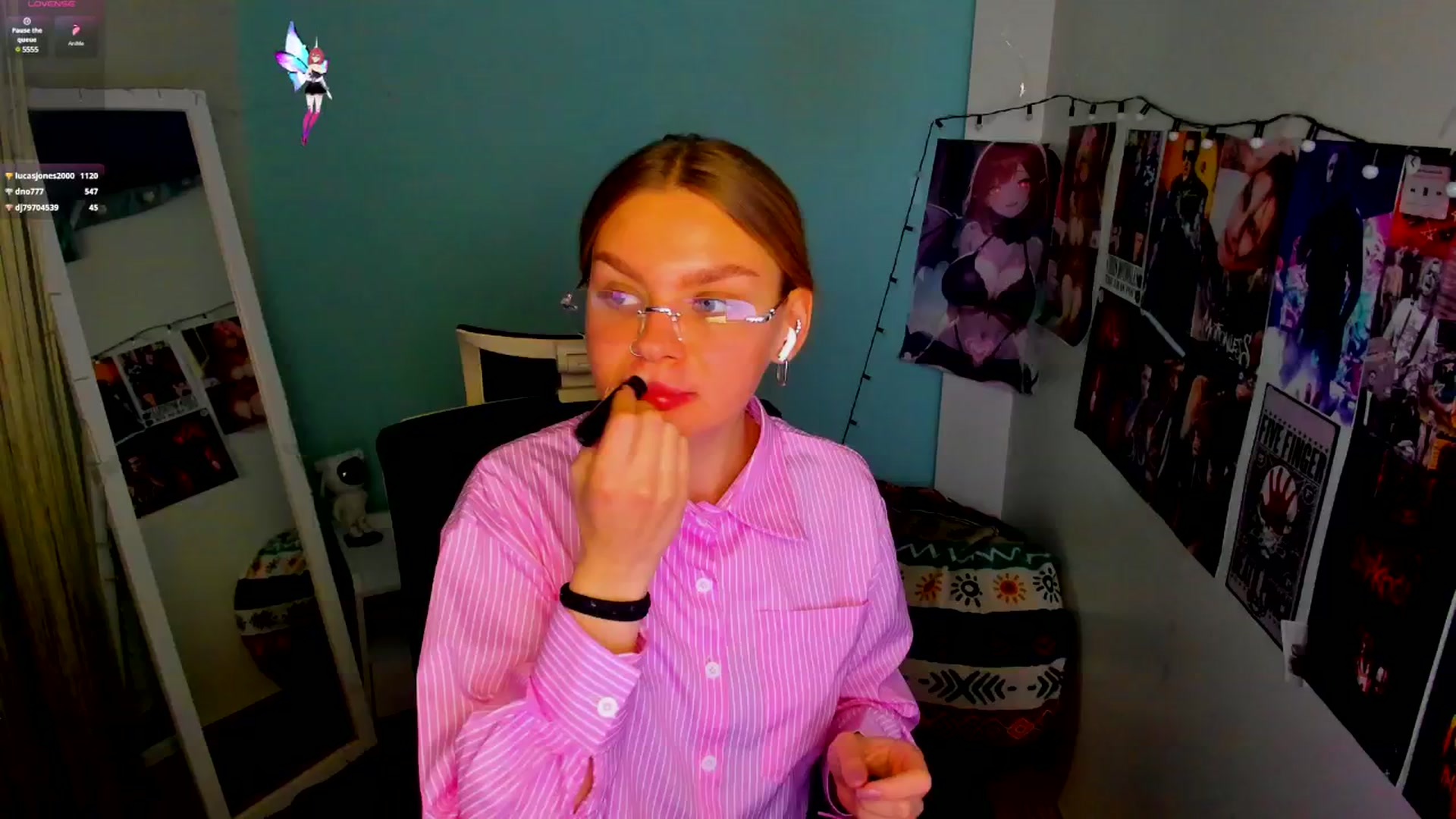 Gallery image thumbnail from Valery_Lovee's myfreecams stream on, 05/18/2025, 10:05 image 7 of 20