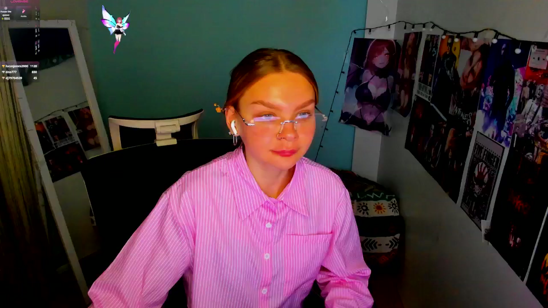 Gallery image thumbnail from Valery_Lovee's myfreecams stream on, 05/18/2025, 11:25 image 8 of 20