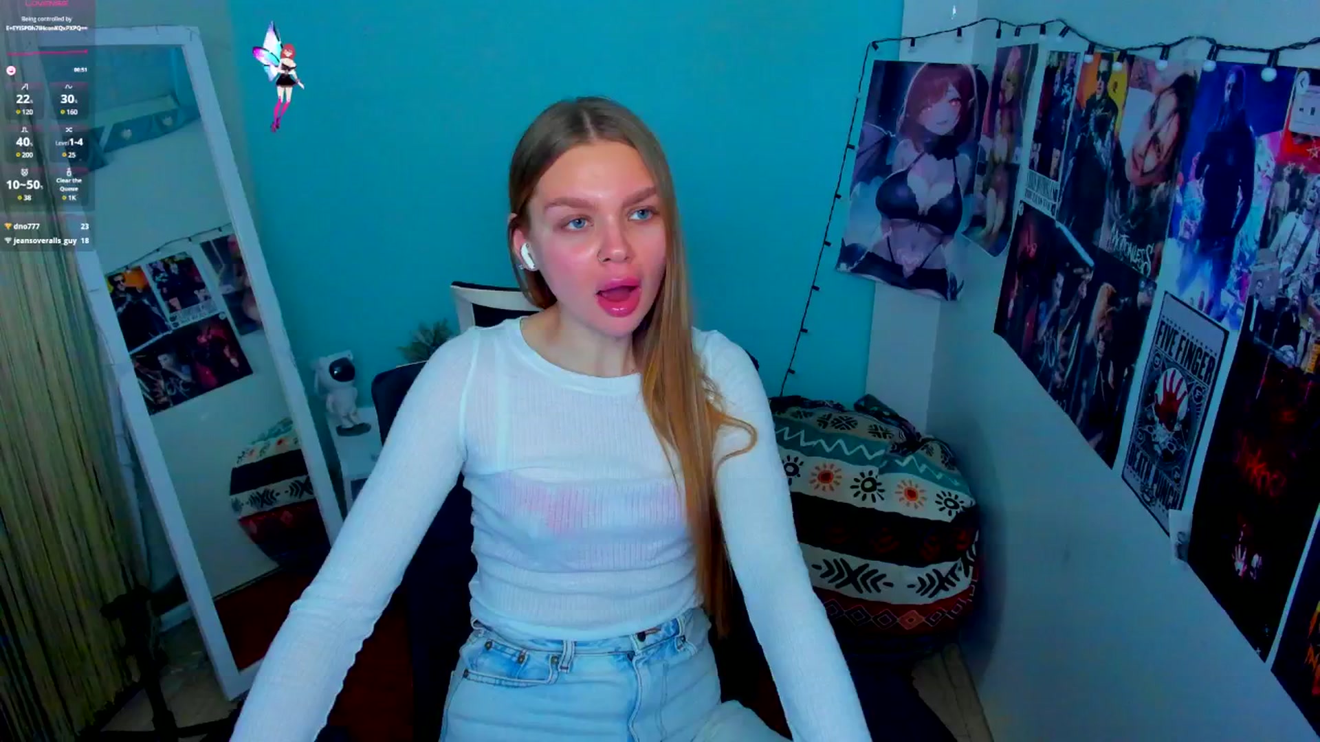 Gallery image thumbnail from Valery_Lovee's myfreecams stream on, 05/21/2025, 10:00 image 18 of 20