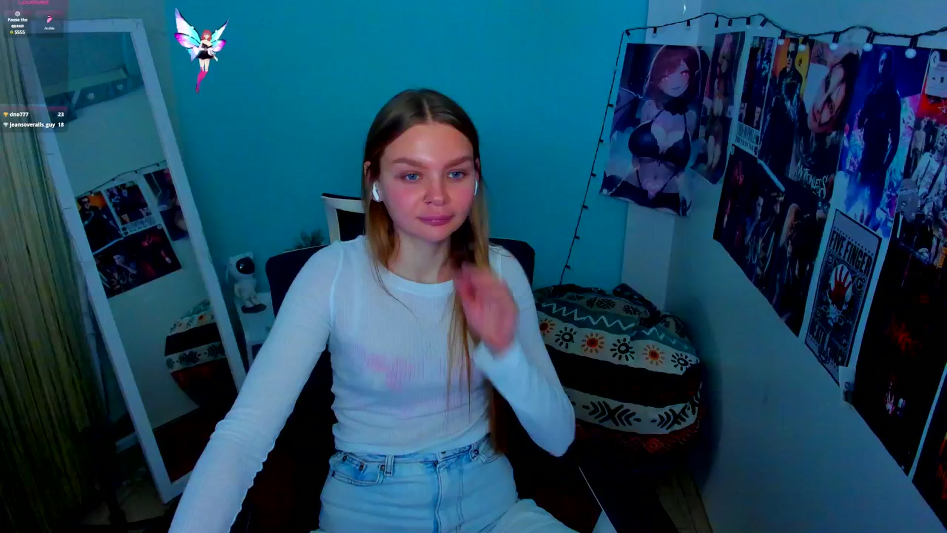 Gallery image thumbnail from Valery_Lovee's myfreecams stream on, 05/21/2025, 10:00 image 12 of 20