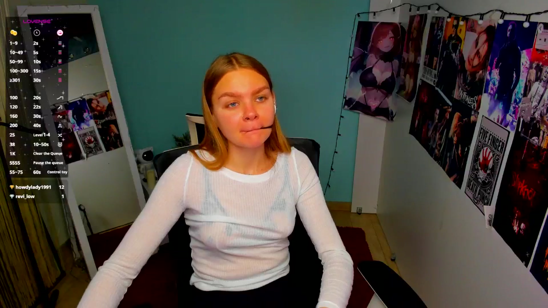 Gallery image thumbnail from Valery_Lovee's myfreecams stream on, 06/09/2025, 08:07 image 17 of 20