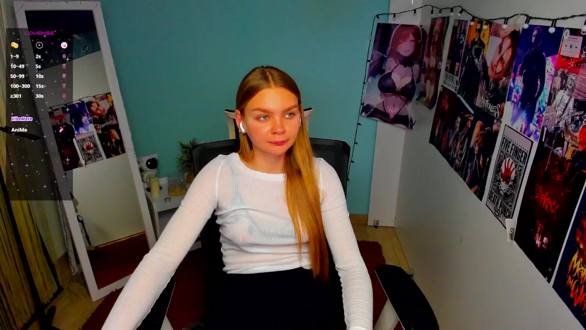 Gallery image thumbnail from Valery_Lovee's myfreecams stream on, 06/09/2025, 11:32 image 7 of 20