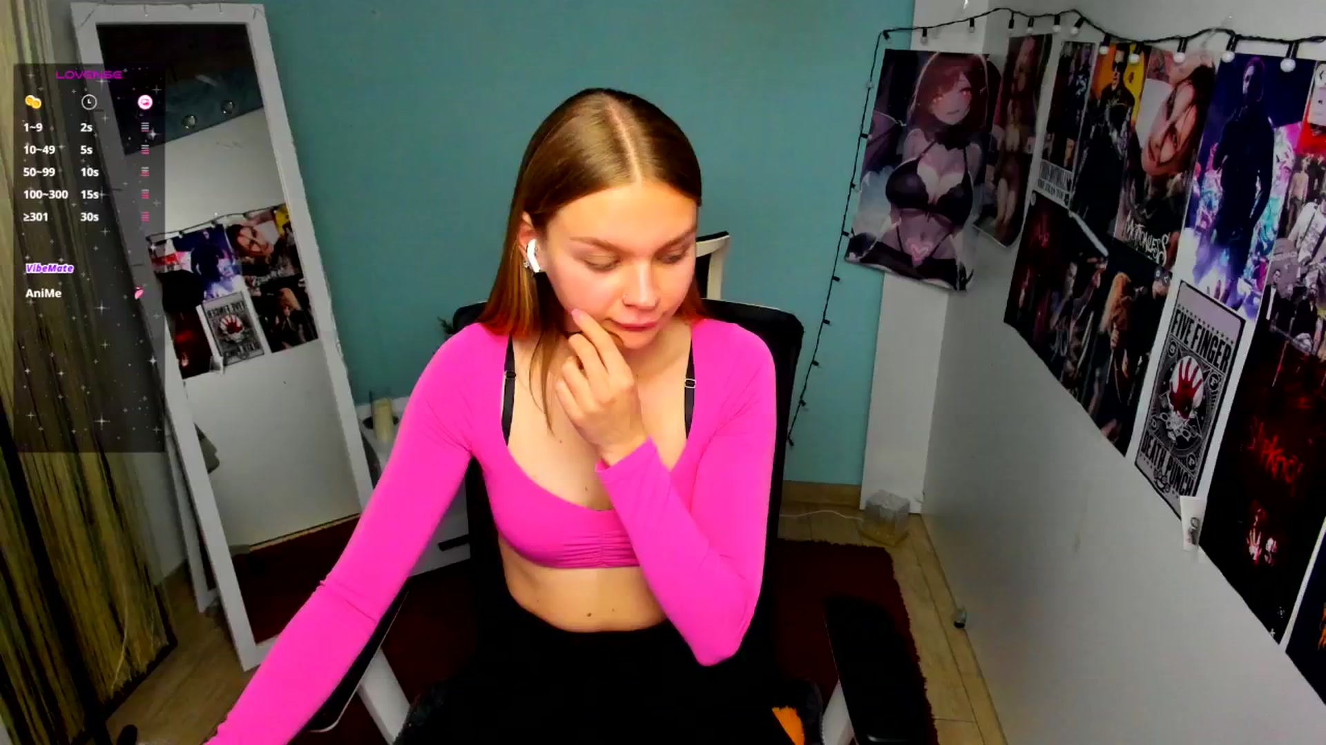 Gallery image thumbnail from Valery_Lovee's myfreecams stream on, 06/13/2025, 11:32 image 6 of 20
