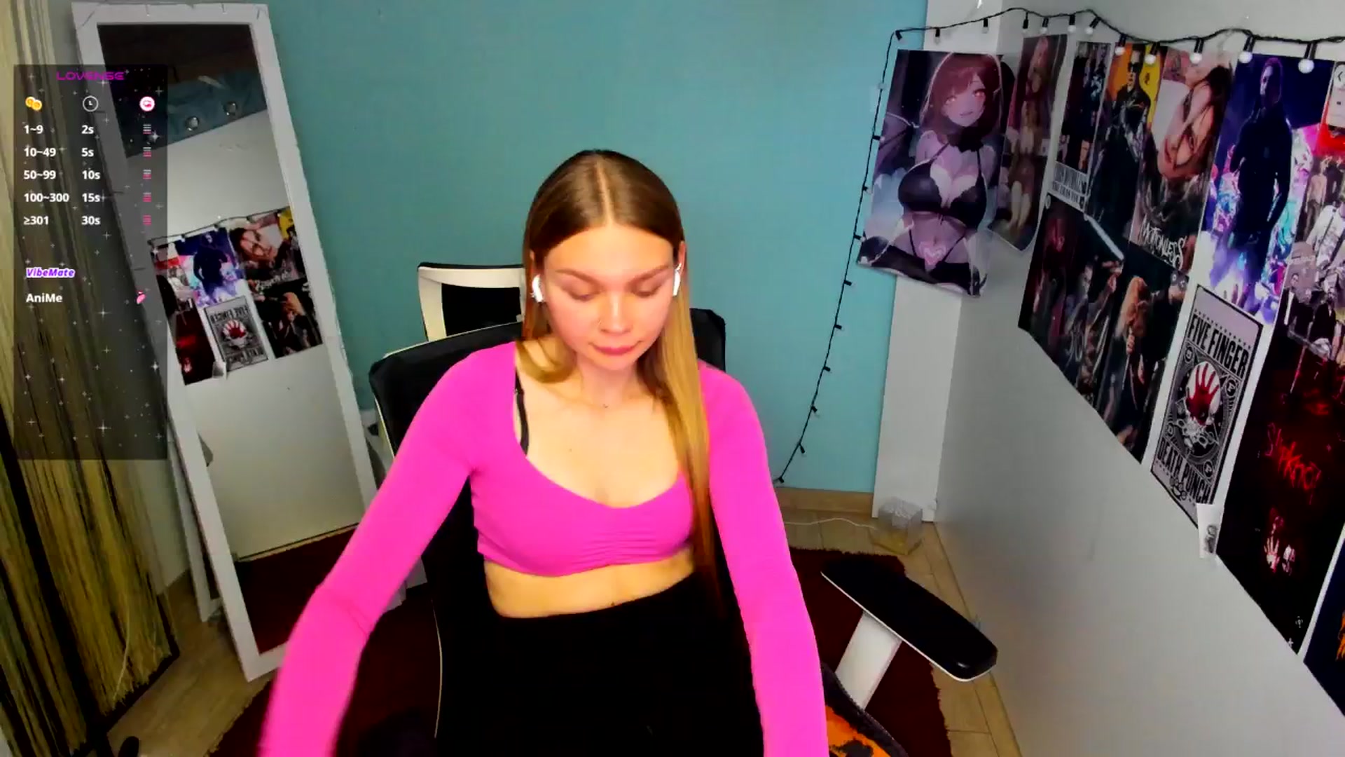 Gallery image thumbnail from Valery_Lovee's myfreecams stream on, 06/13/2025, 11:32 image 18 of 20