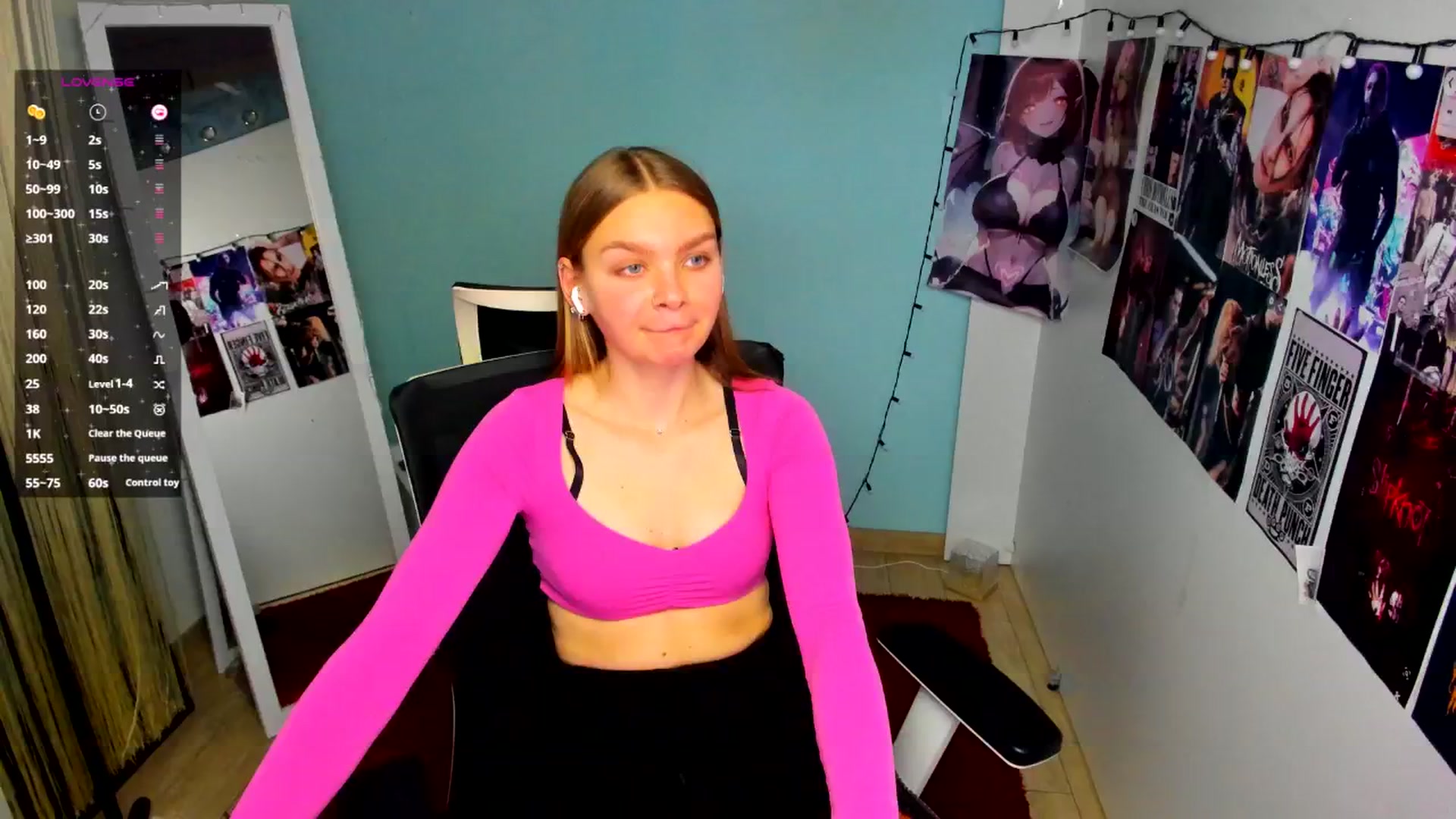 Gallery image thumbnail from Valery_Lovee's myfreecams stream on, 06/13/2025, 11:32 image 12 of 20