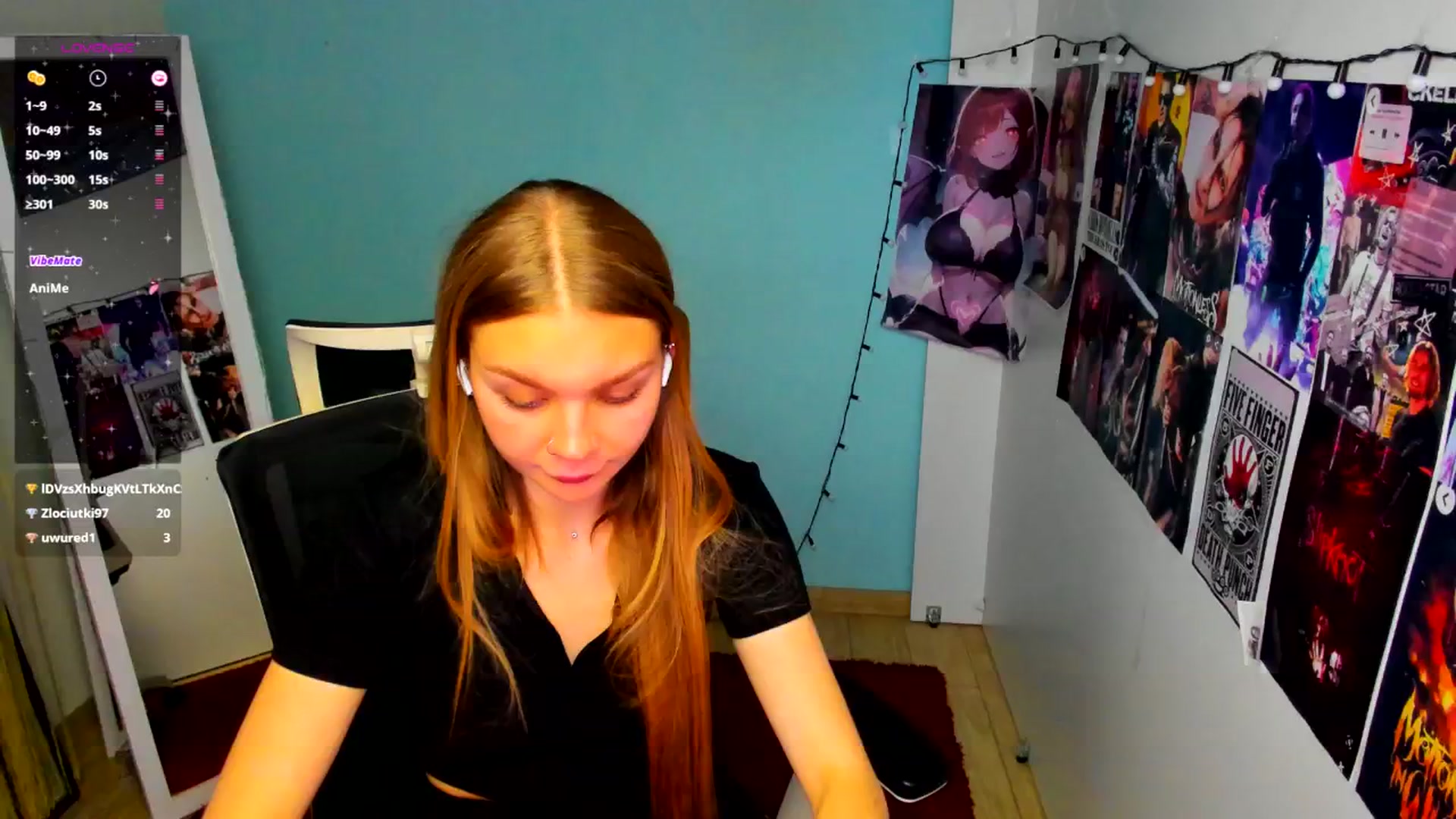 Gallery image thumbnail from Valery_Lovee's myfreecams stream on, 06/16/2025, 11:47 image 16 of 20