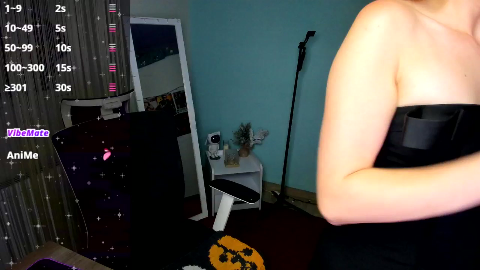 Gallery image thumbnail from Valery_Lovee's myfreecams stream on, 07/06/2025, 10:18 image 6 of 20