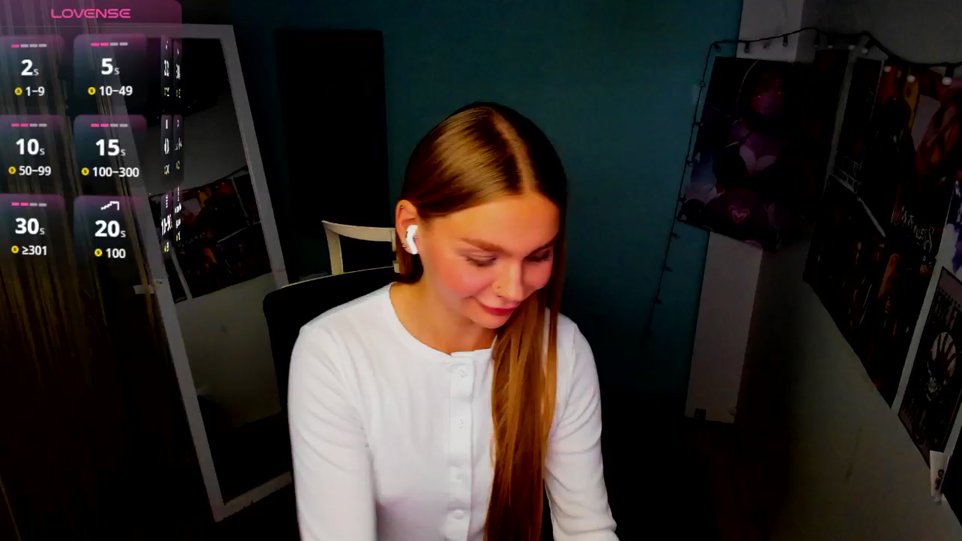 Gallery image thumbnail from Valery_Lovee's myfreecams stream on, 09/07/2025, 11:27 image 1 of 20