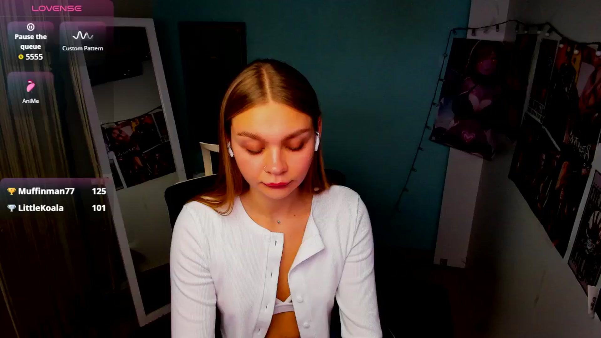 Gallery image thumbnail from Valery_Lovee's myfreecams stream on, 09/08/2025, 08:30 image 16 of 20