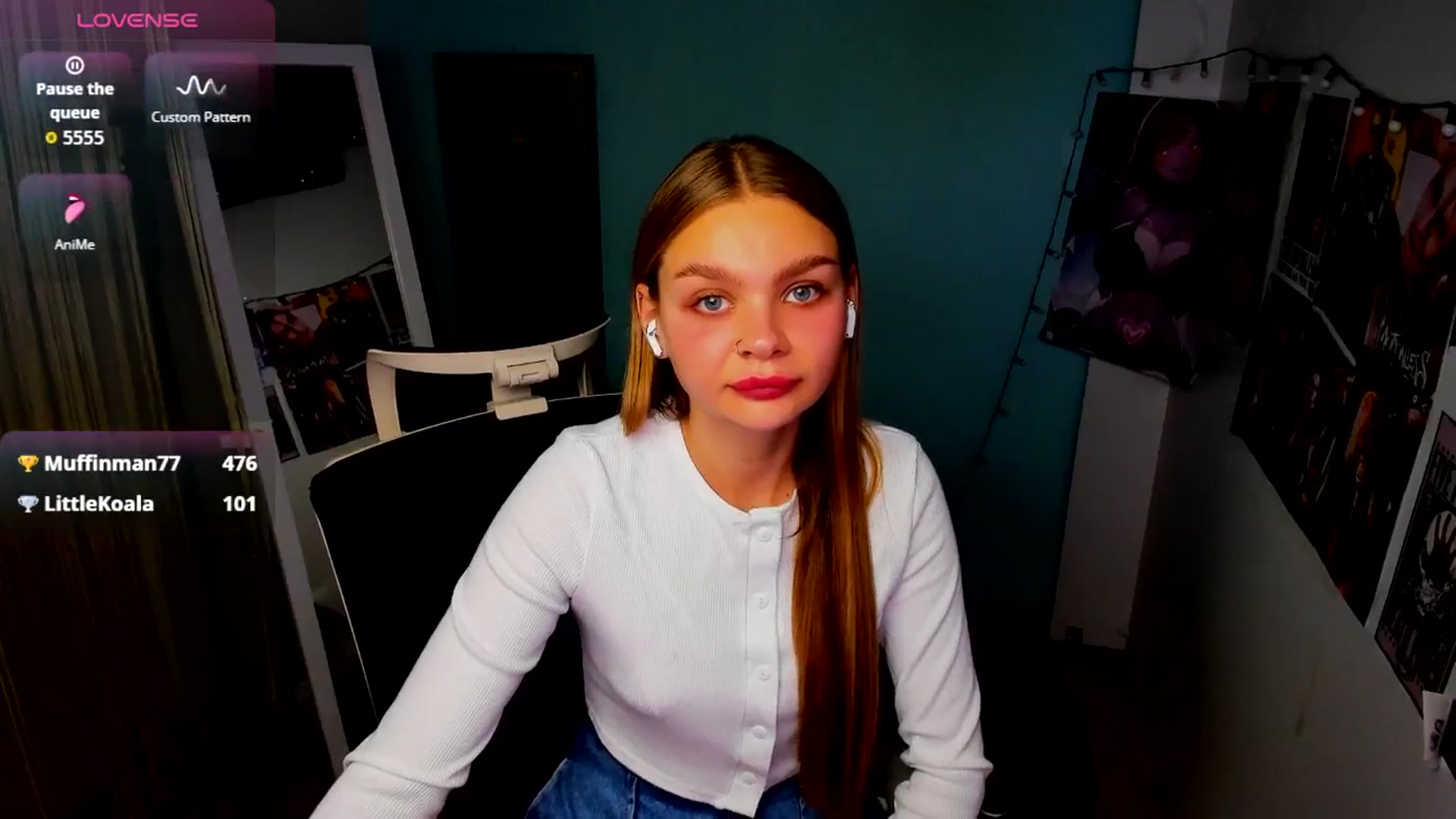Gallery image thumbnail from Valery_Lovee's myfreecams stream on, 09/08/2025, 09:02 image 17 of 20