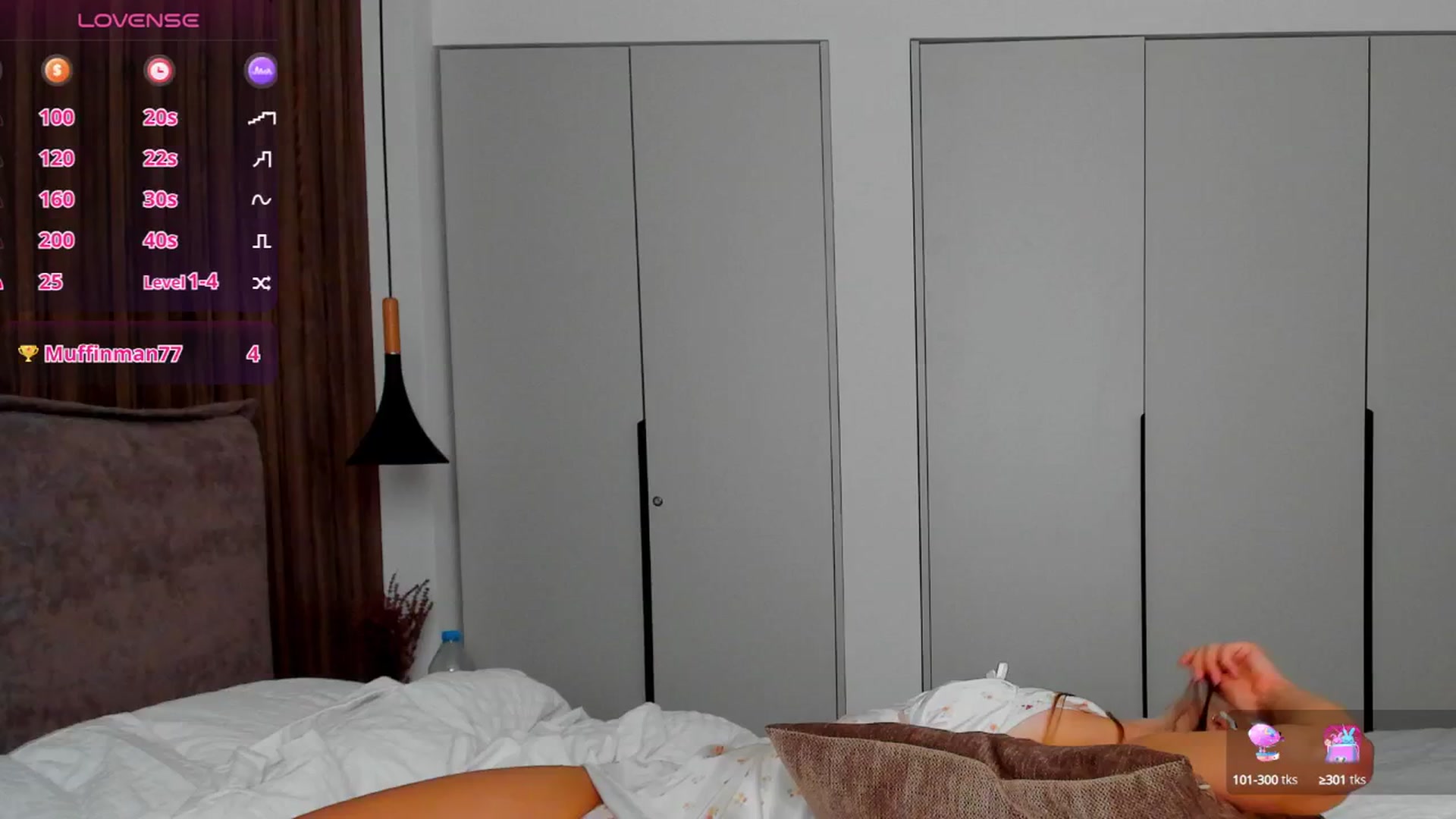 Gallery image thumbnail from Valery_Lovee's myfreecams stream on, 09/23/2025, 10:35 image 4 of 20