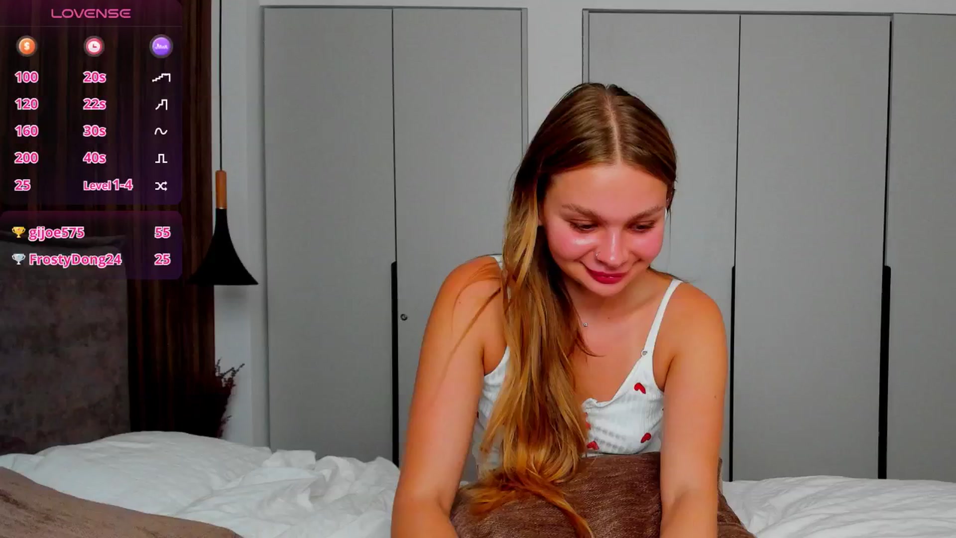 Gallery image thumbnail from Valery_Lovee's myfreecams stream on, 09/28/2025, 10:23 image 19 of 20