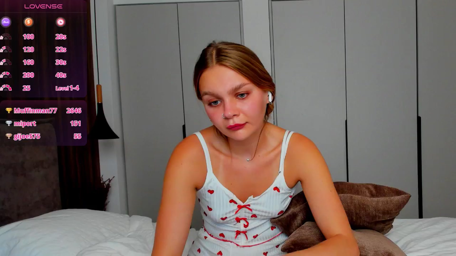 Gallery image thumbnail from Valery_Lovee's myfreecams stream on, 09/28/2025, 11:42 image 6 of 20