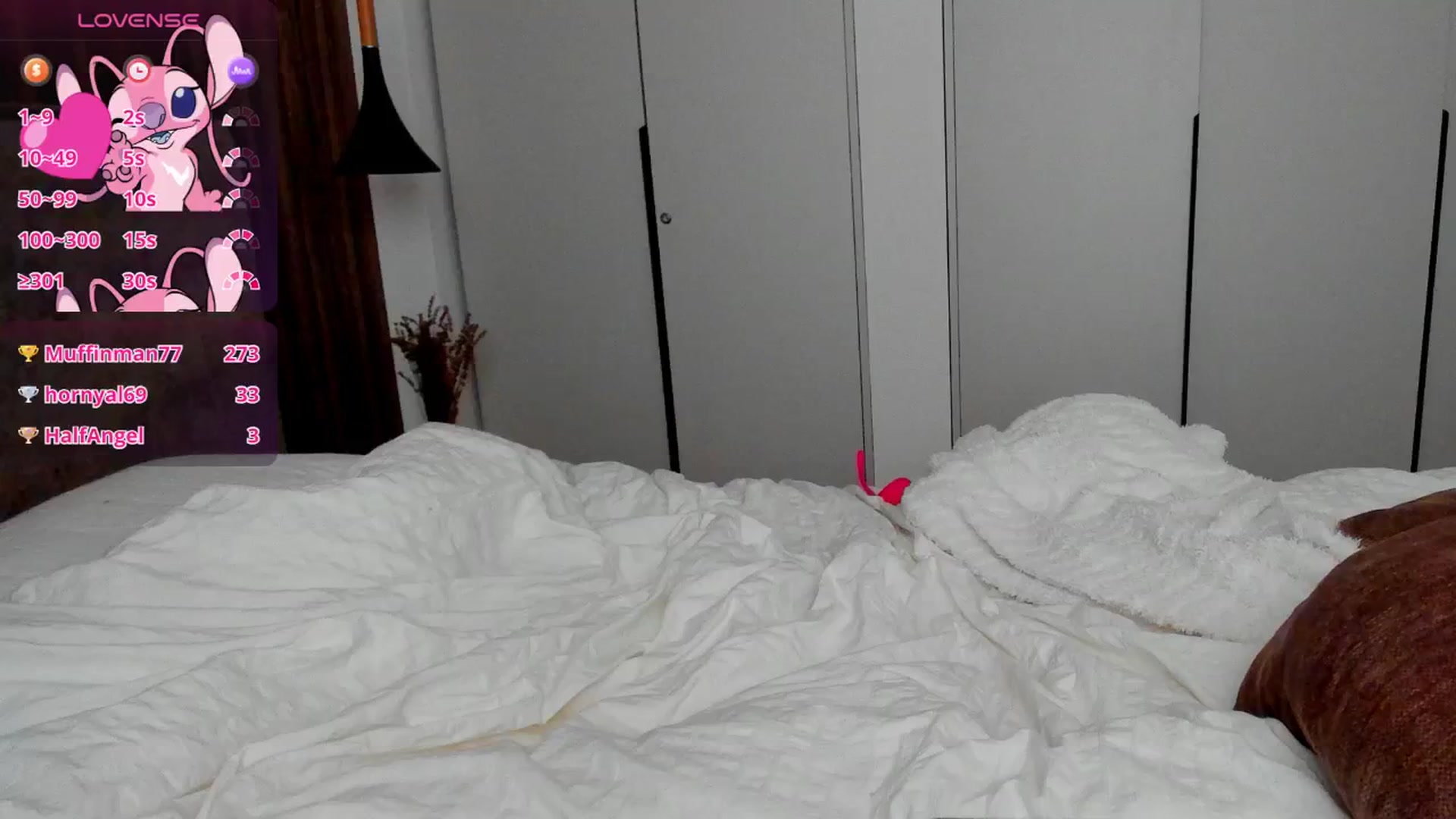 Gallery image thumbnail from Valery_Lovee's myfreecams stream on, 10/26/2025, 12:34 image 15 of 20