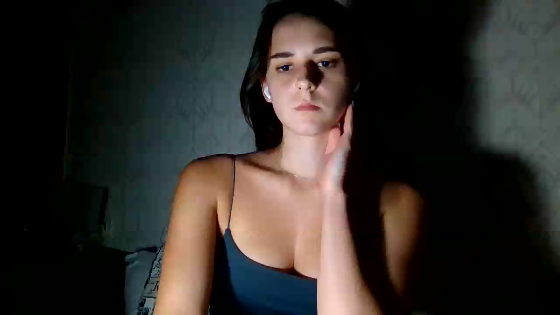 Gallery image thumbnail from ValessiaMoon's myfreecams stream on, 07/26/2026, 21:09 image 18 of 20